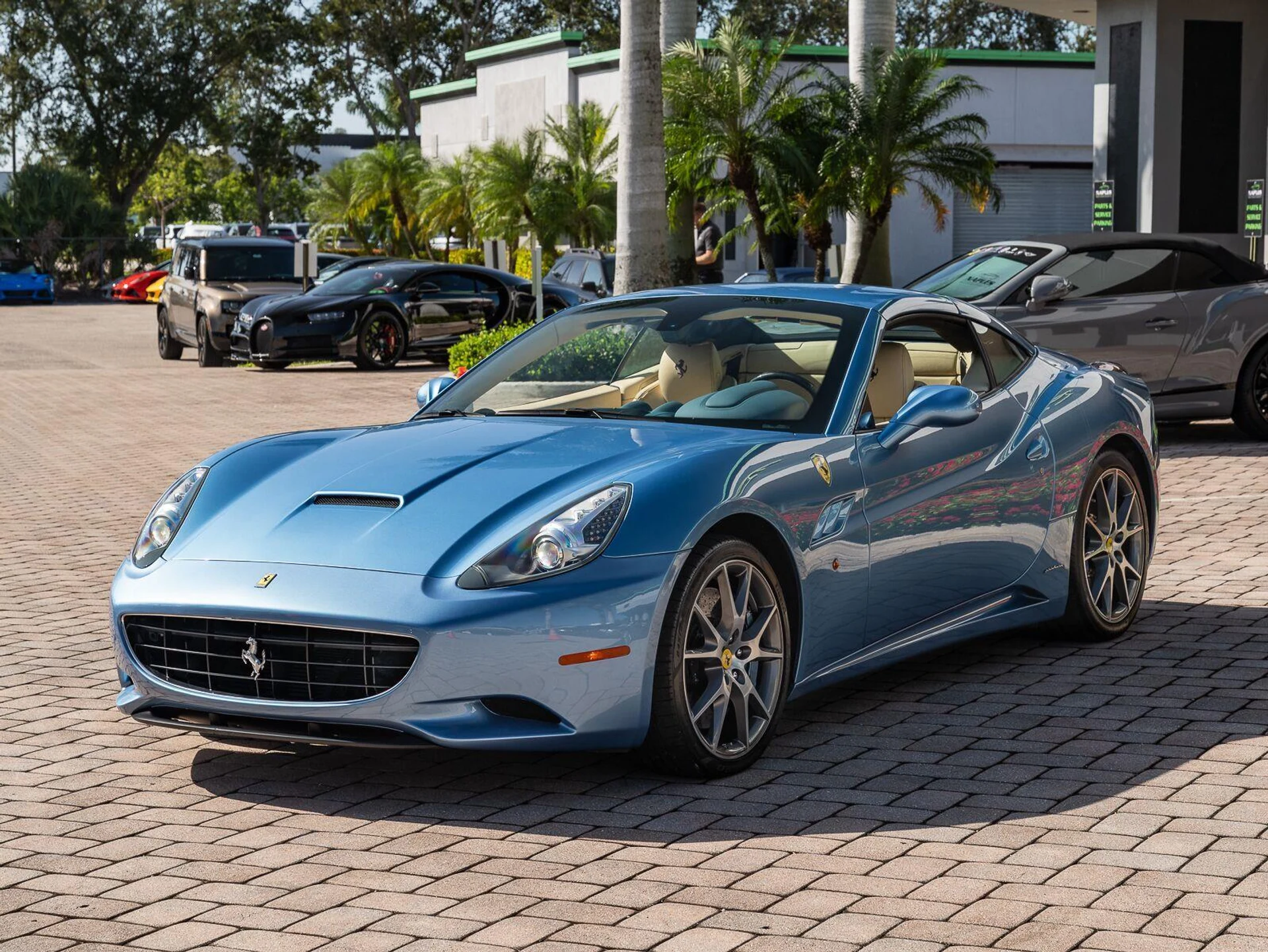 mph048_2131187890_Used_2010_Ferrari_California_1793131325_7311c917b0