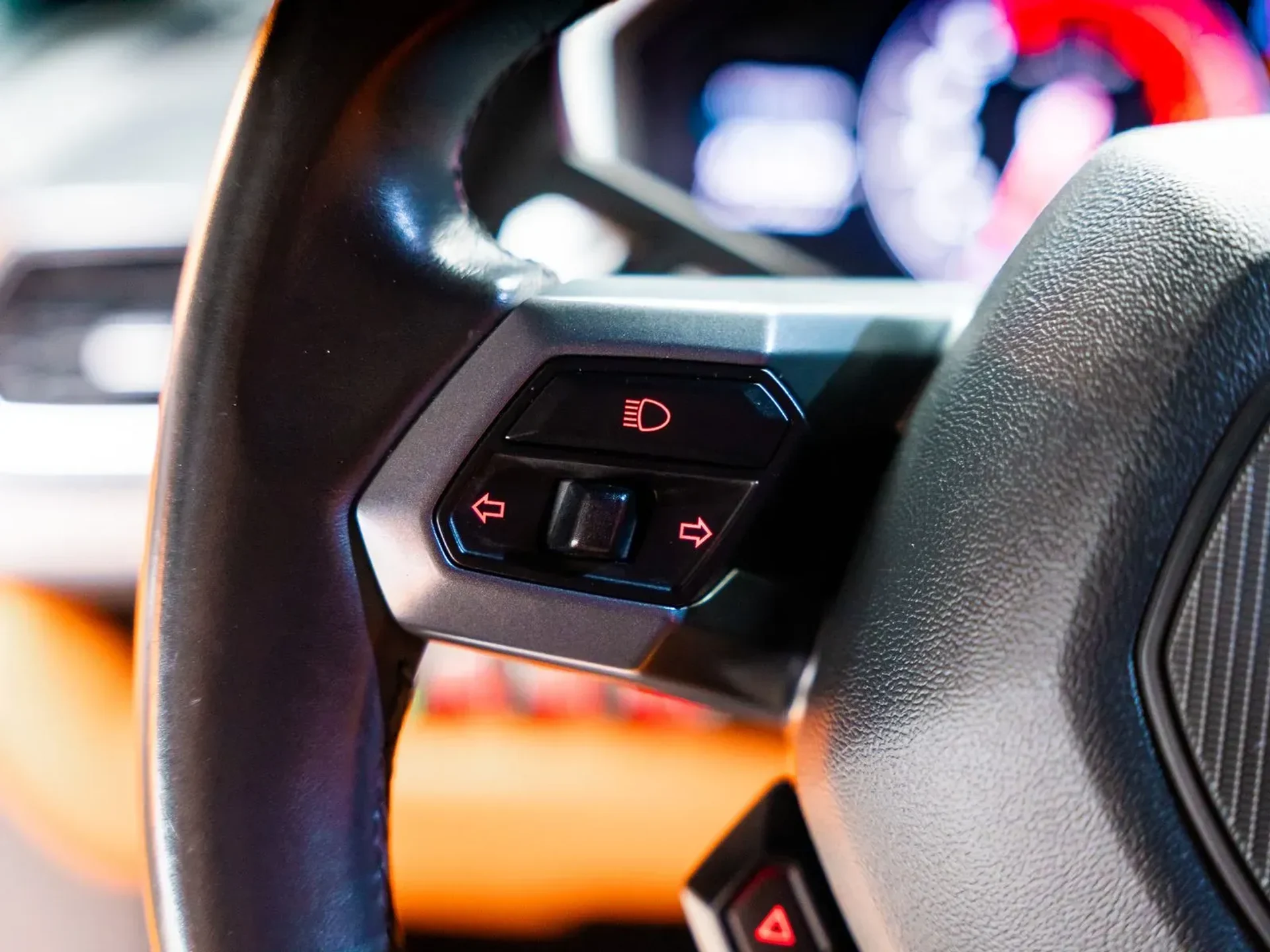 mph048_2132782474_9a31b5a7_e1a3_41c7_92c8_2221a83735ca_81178decce