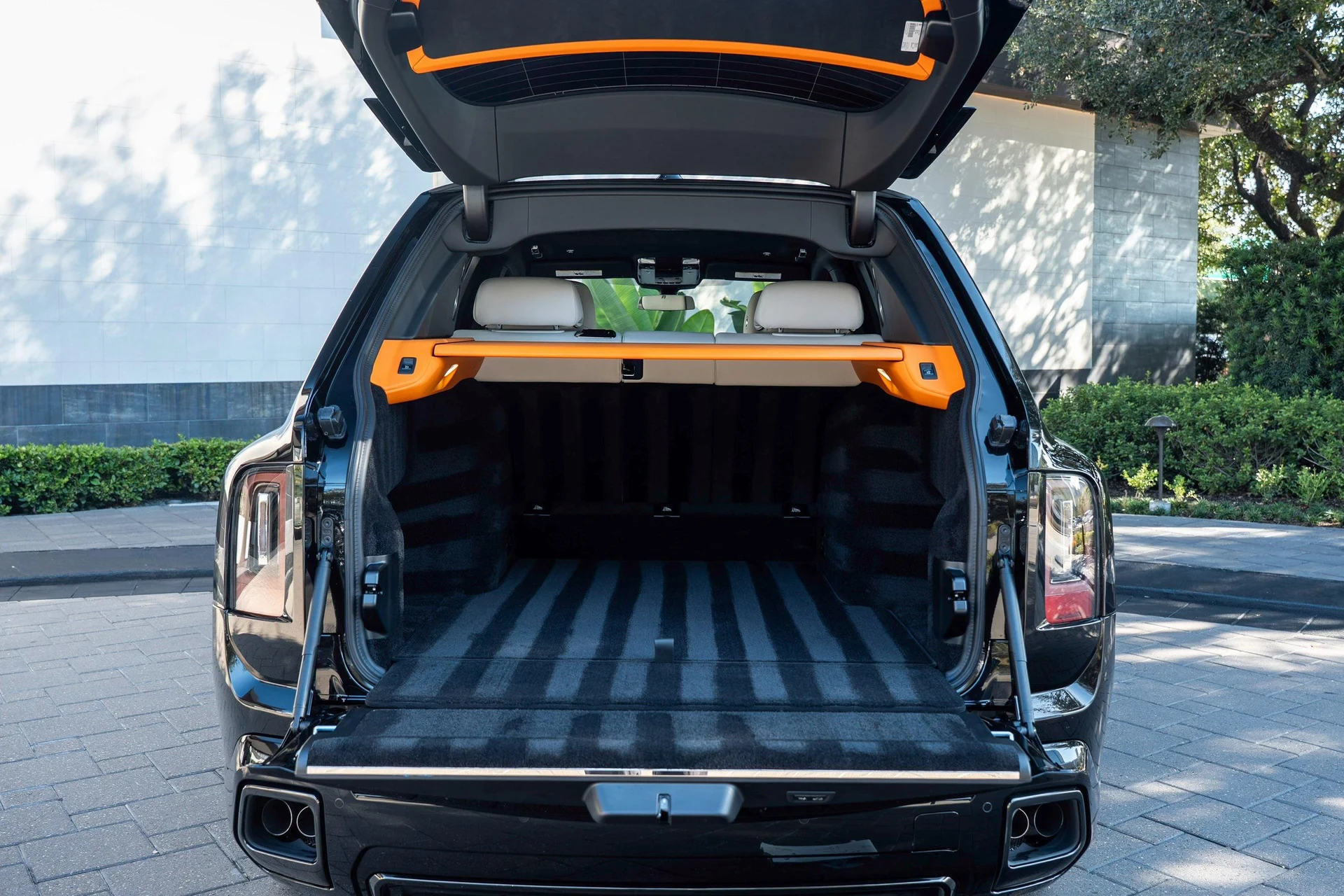 mph048_2136841193_465211305_68f075ed1a22d42ee43446df_2645e5aa1e