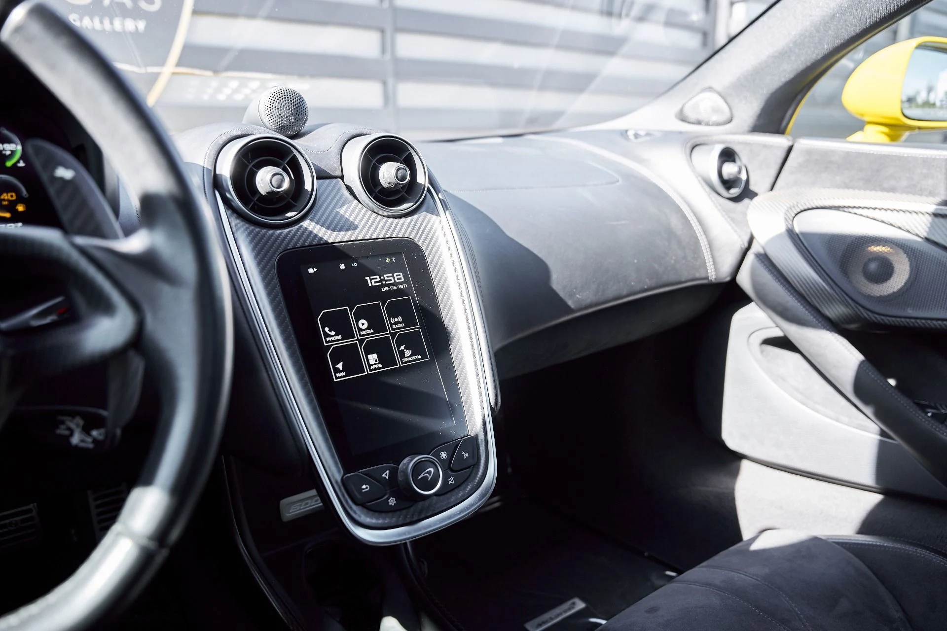 mph048_2137361811_Used_2019_Mc_Laren_600_LT_Base_1770430661_36e8026aef