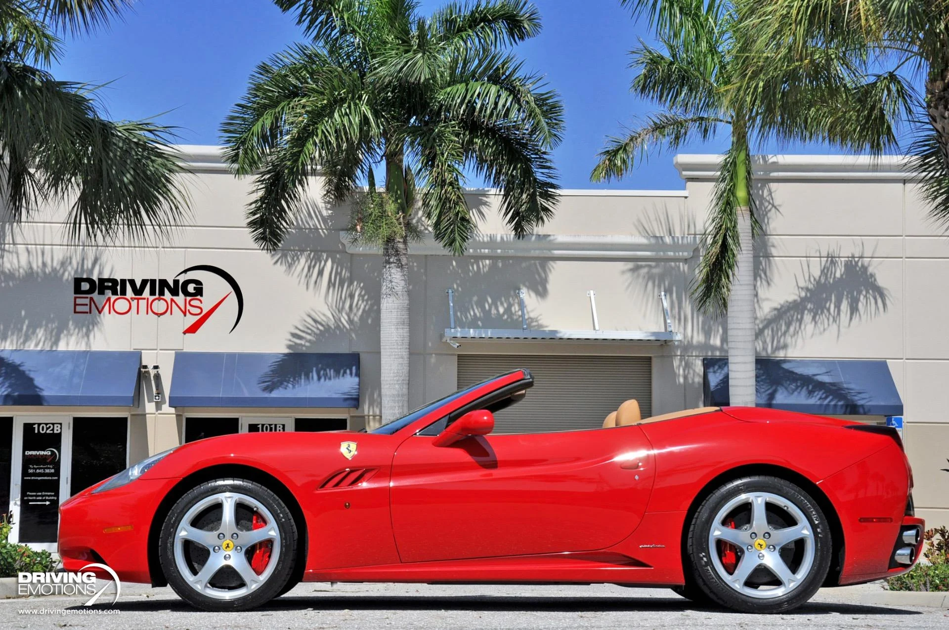 mph048_2139868315_505_p49_l_535c3a3a9d