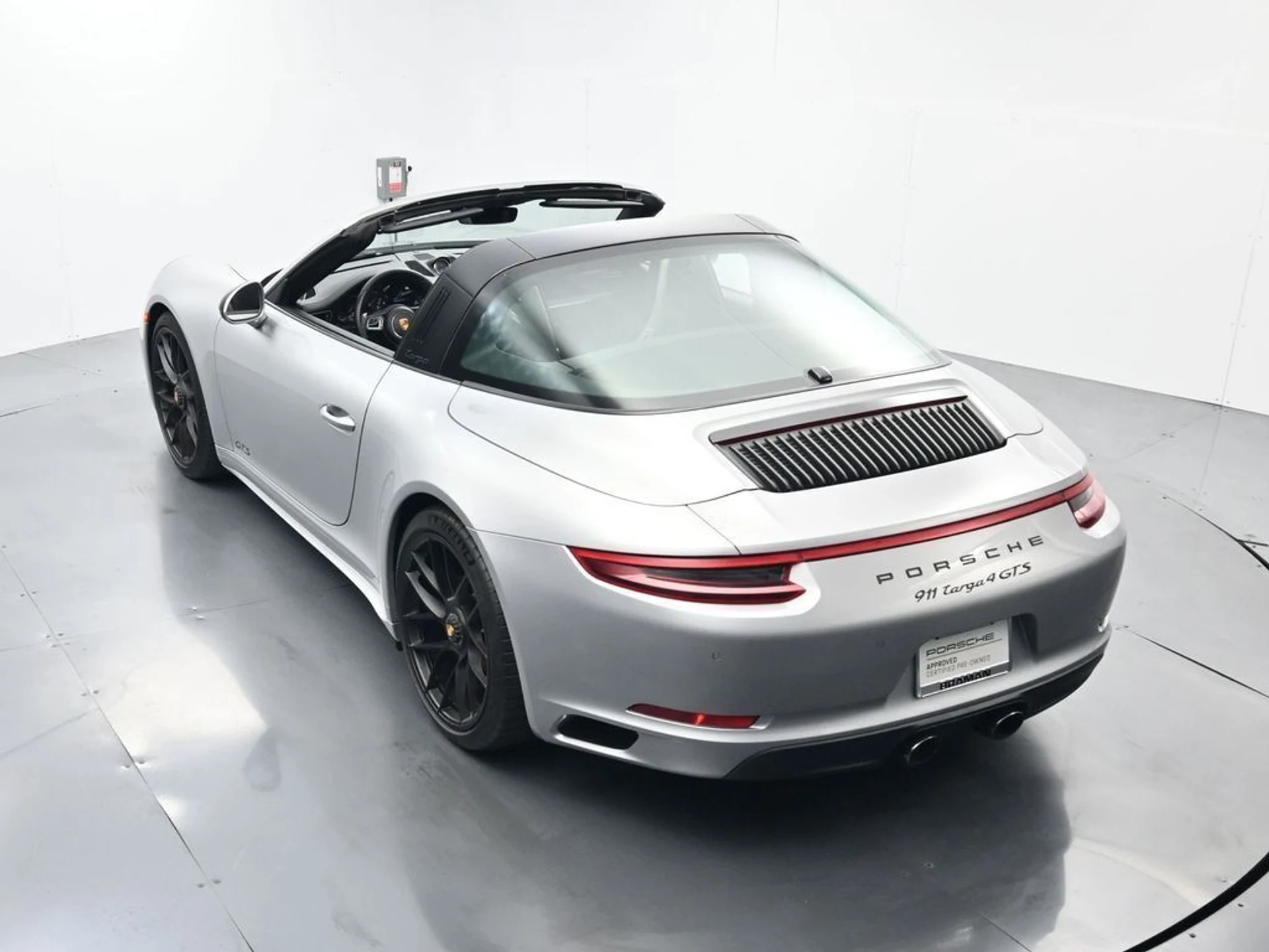 mph048_2149098531_415e2023a38864f7a9f455fec6a2bac0_054f8b0ac0