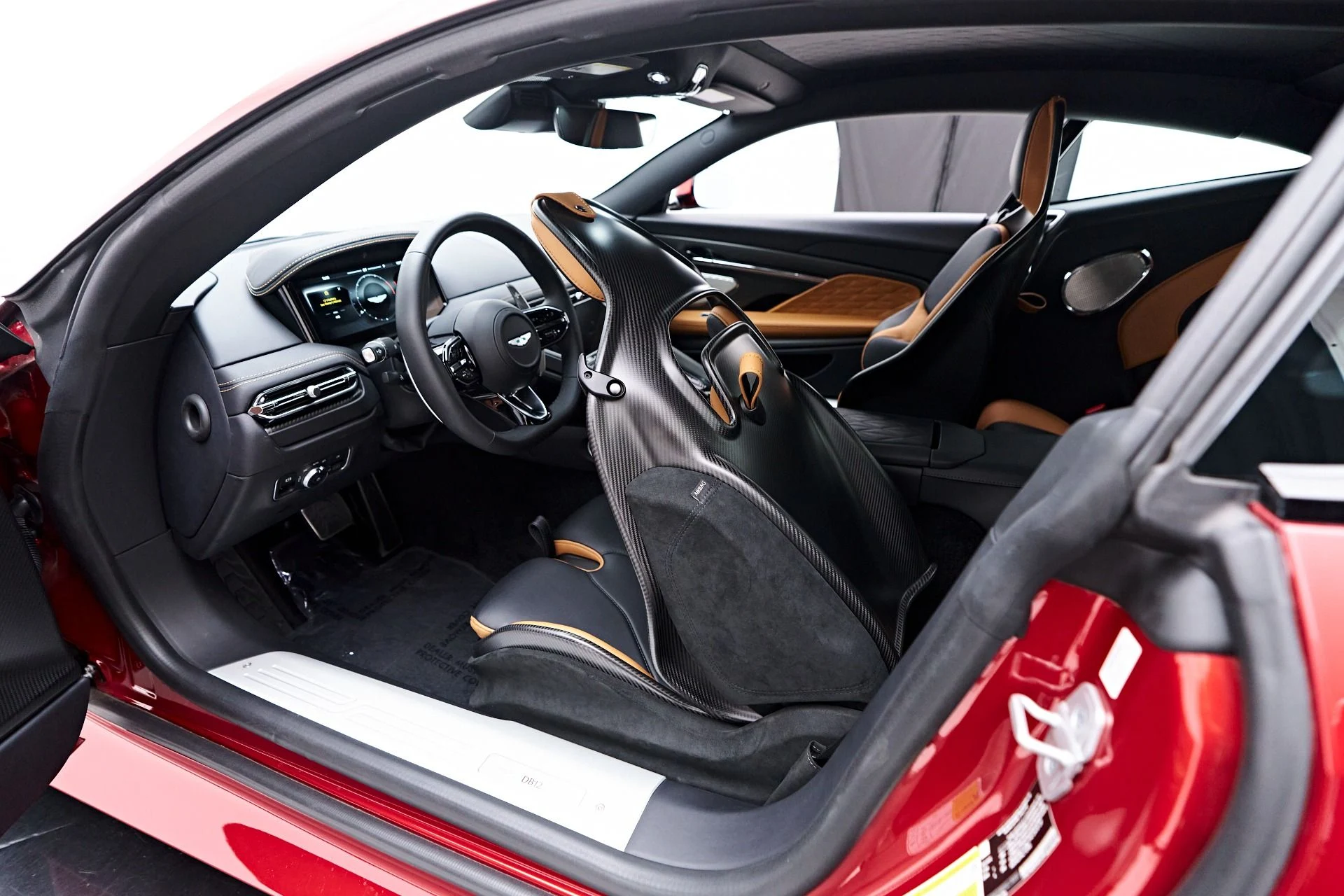 mph048_2155261699_Used_2024_Aston_Martin_DB_12_1756329442_9178cf91b8