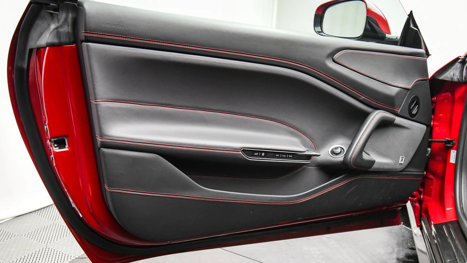 mph048_2182575802_eaff21bedd0547ff95c44c92a64ff4ae_9d136bde7d