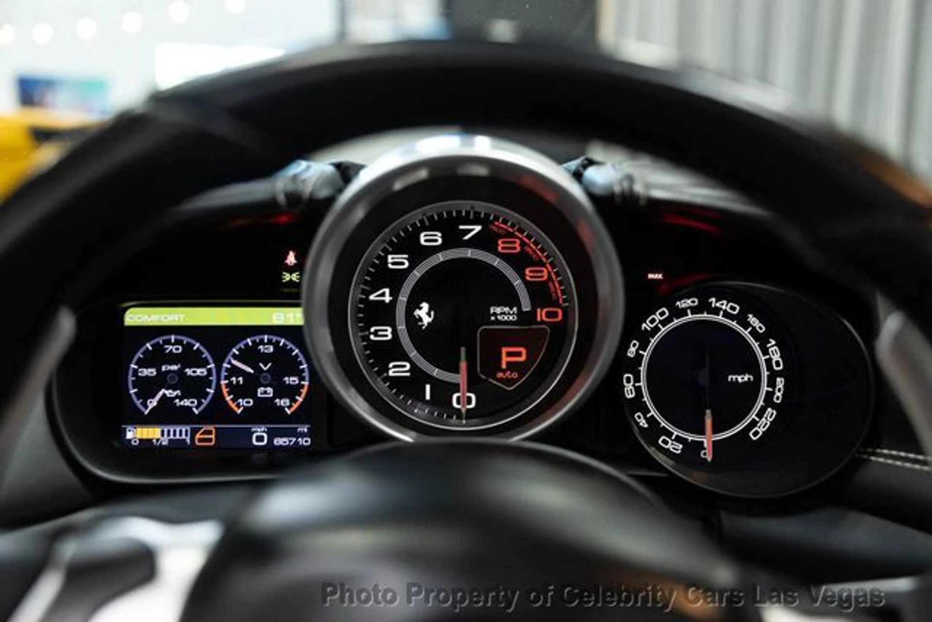 mph048_2217361053_used_2017_ferrari_california_t_convertible_9707_23074635_53_640_b3feaa91de