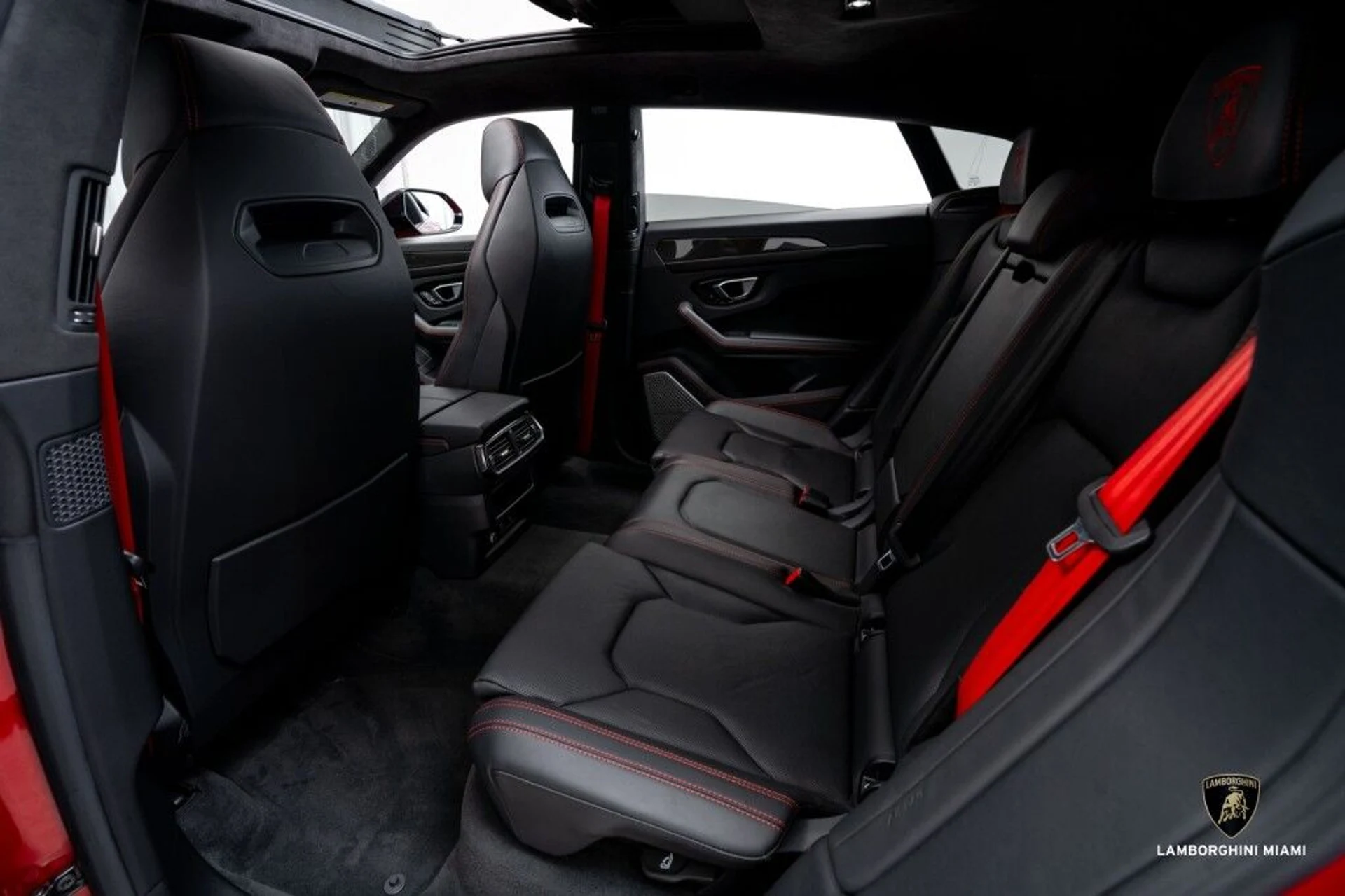 mph048_2221886556_0179f58fa6cdad4ccf8812d55cc1c49b_266f4a2f42