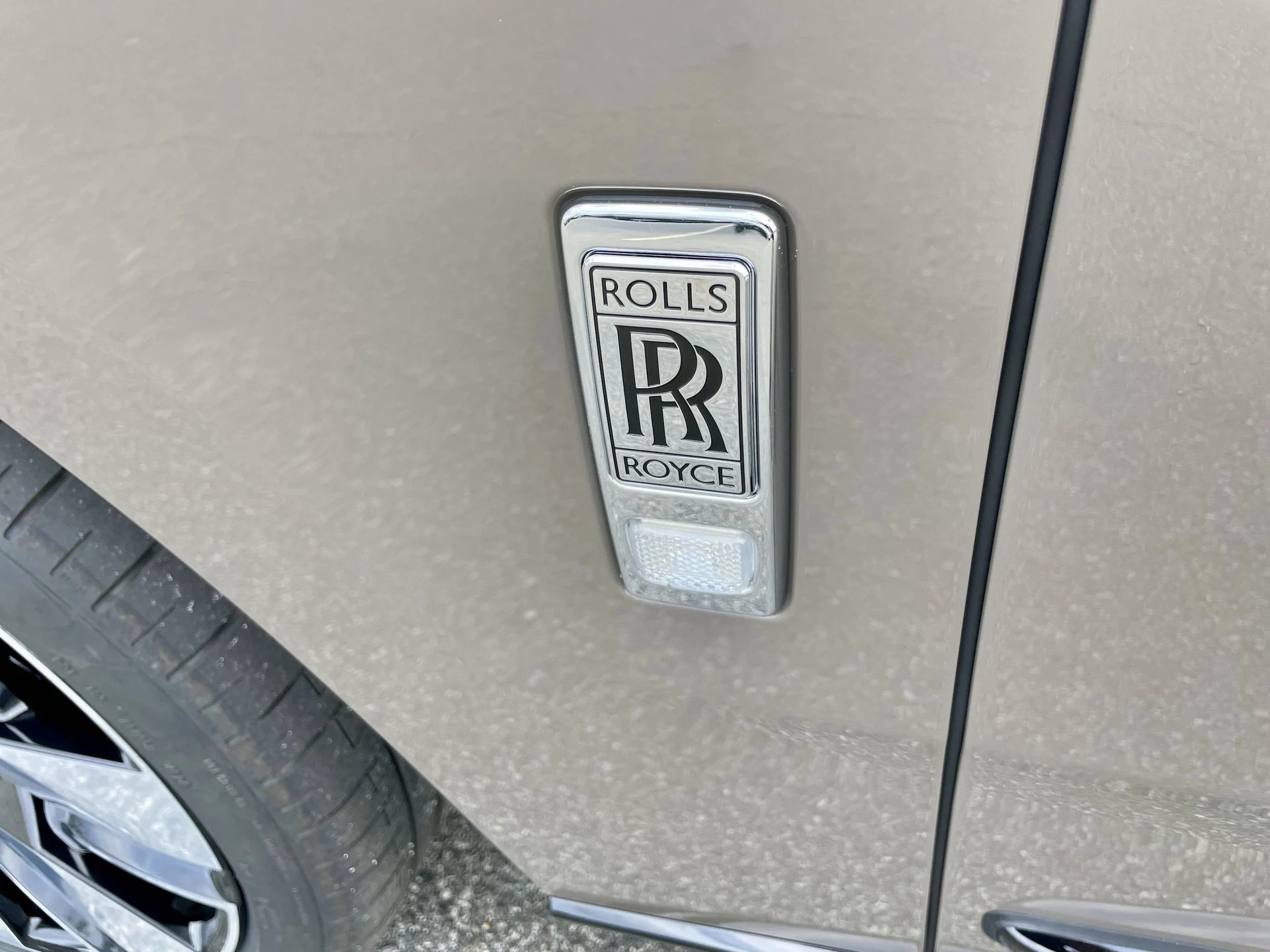 mph048_222224836_6ec8d400bb278aa5ef6e71178ad4e251x_9ccb255497