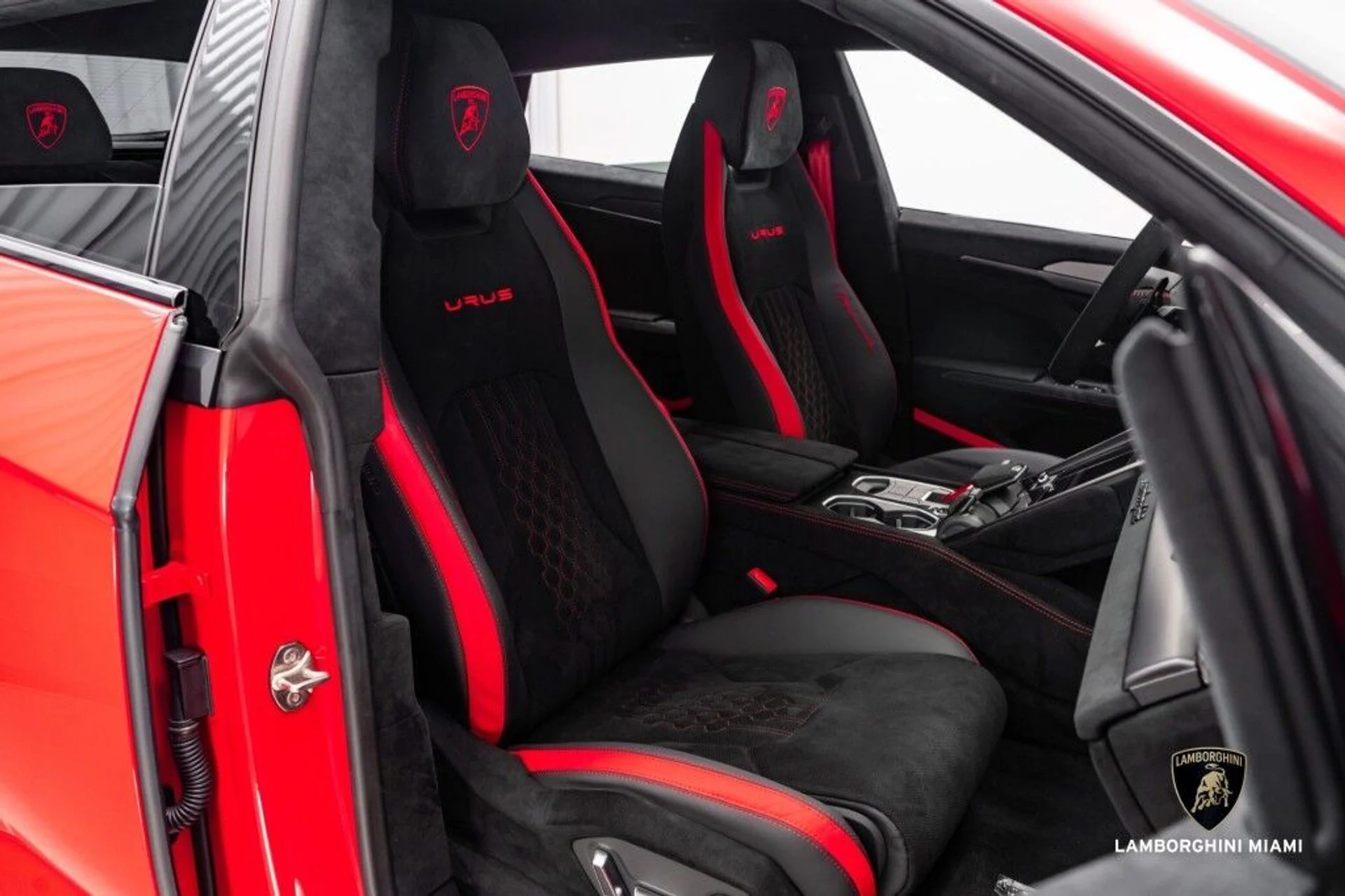 mph048_2224399124_49b5cda982283f00f1c8831a709e7e13_852acd0d48