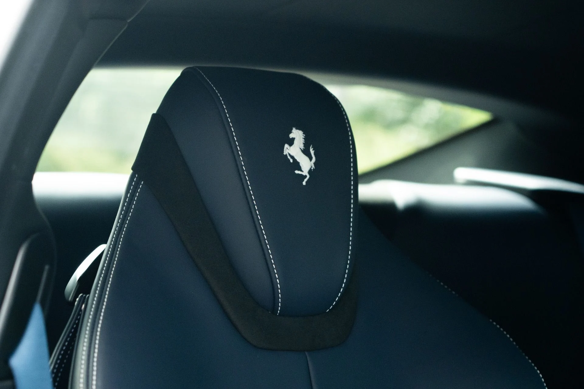 mph048_2247578128_Used_2022_Ferrari_Roma_1764790245_57487725f7