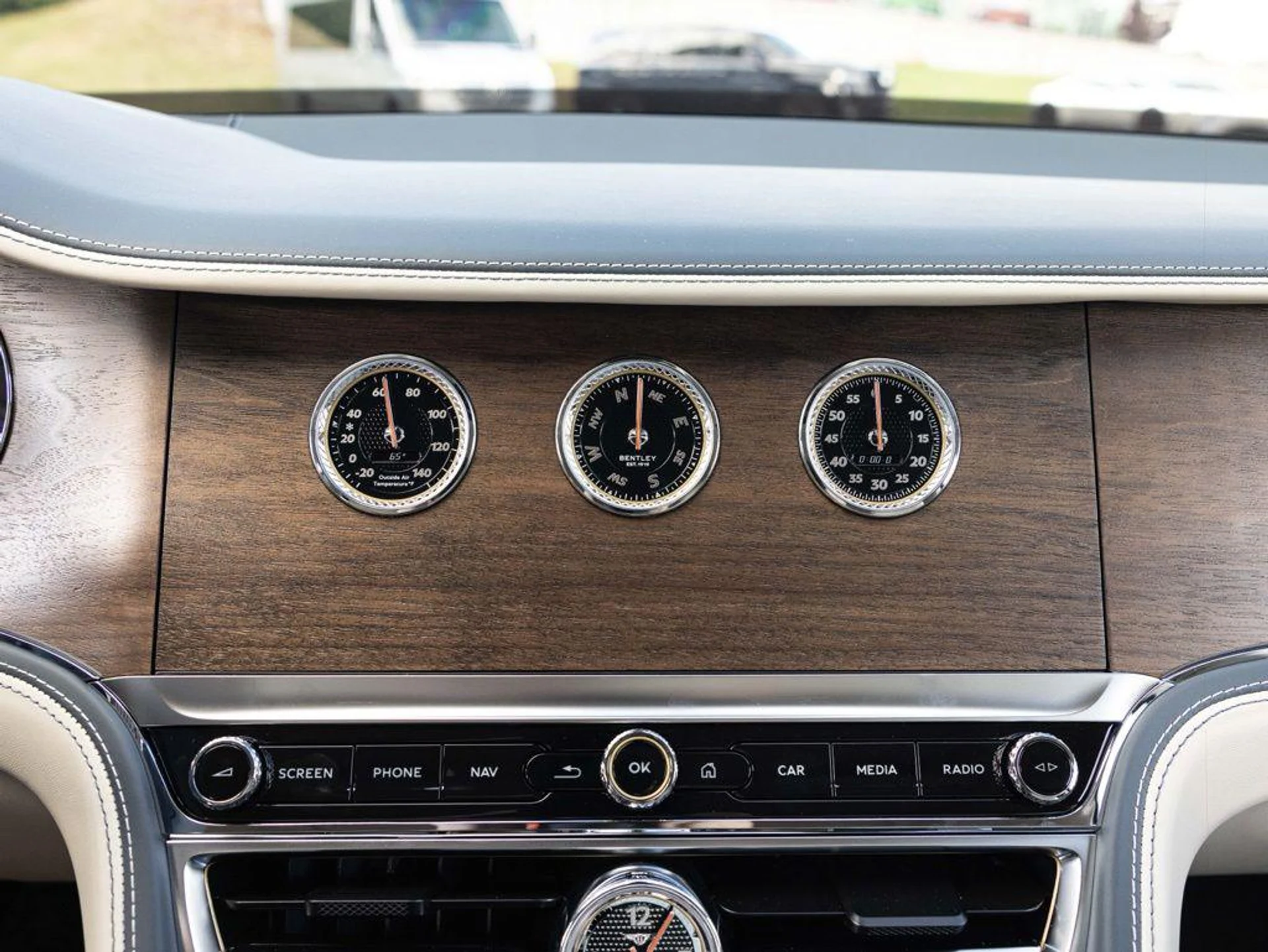 mph048_2251794122_515382885_69f36047087c98a25cbbb474_a3117fa4d2