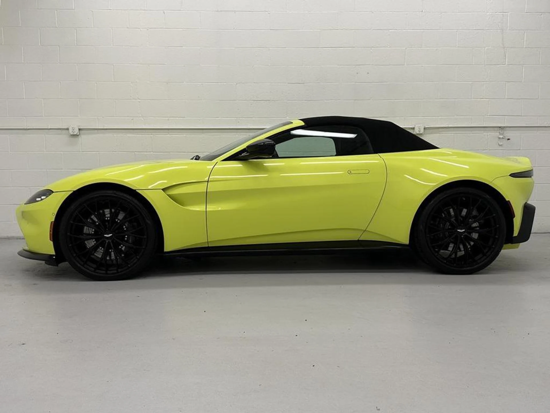 mph048_225320546_1_Eb_Qc3_M9o_C1_Xd_Xdltw_Q_Za_Ggydw_0c28727419