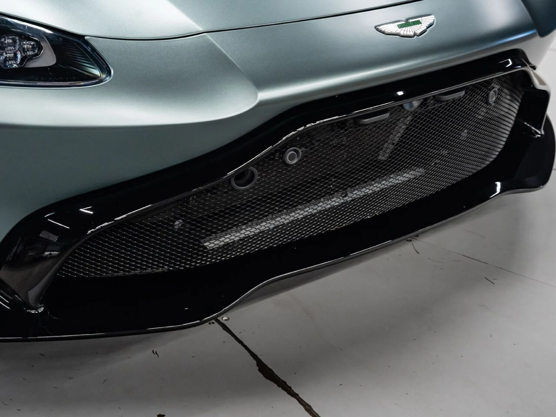 mph048_2257666527_aston_martin_vantage_2020_2439fd1c24