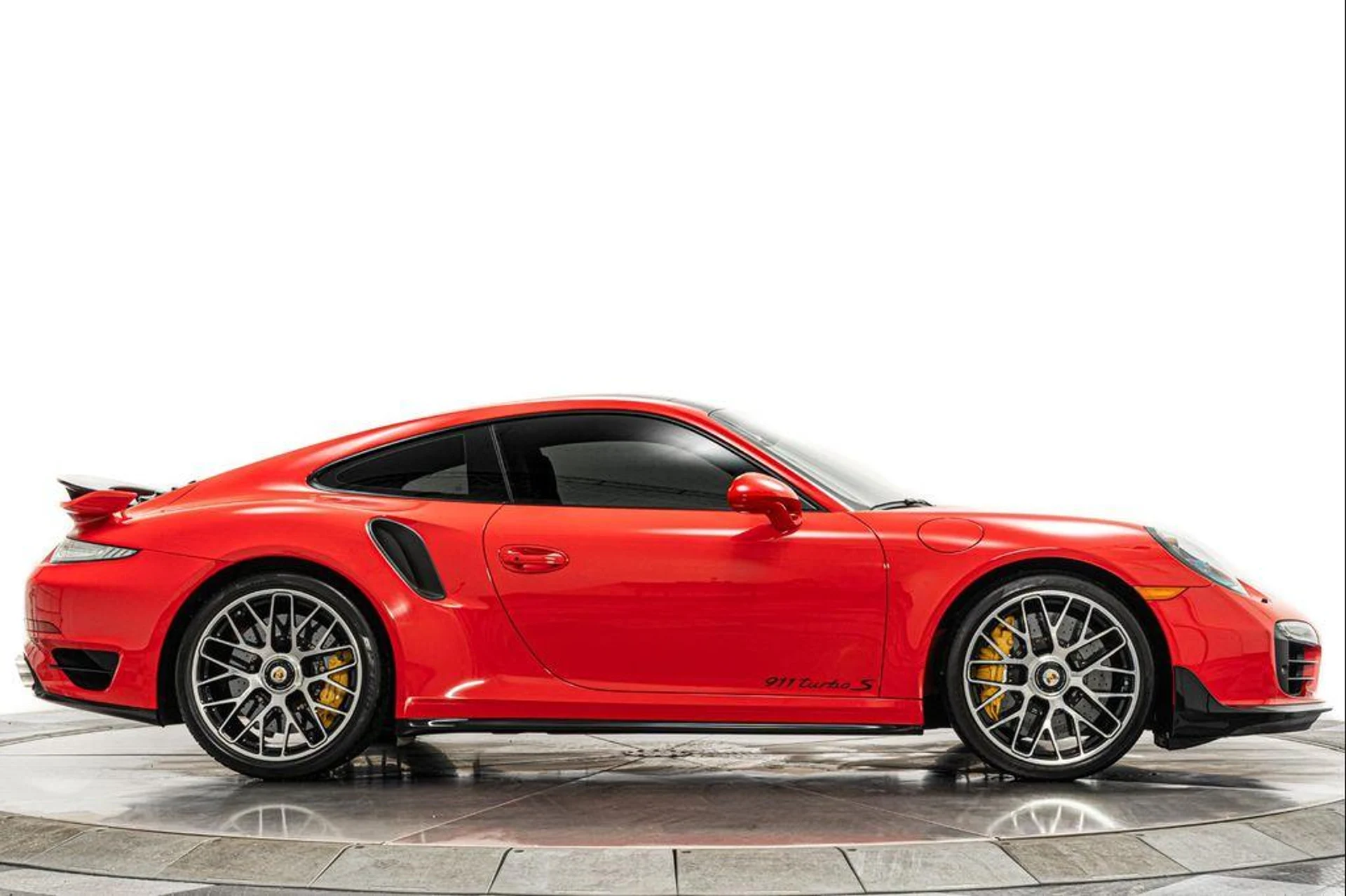 mph048_2258756836_iw_WS_rufuhi_Z6_QZHLWI_1_I_Sp_X_Oi_I_bc960c9b86