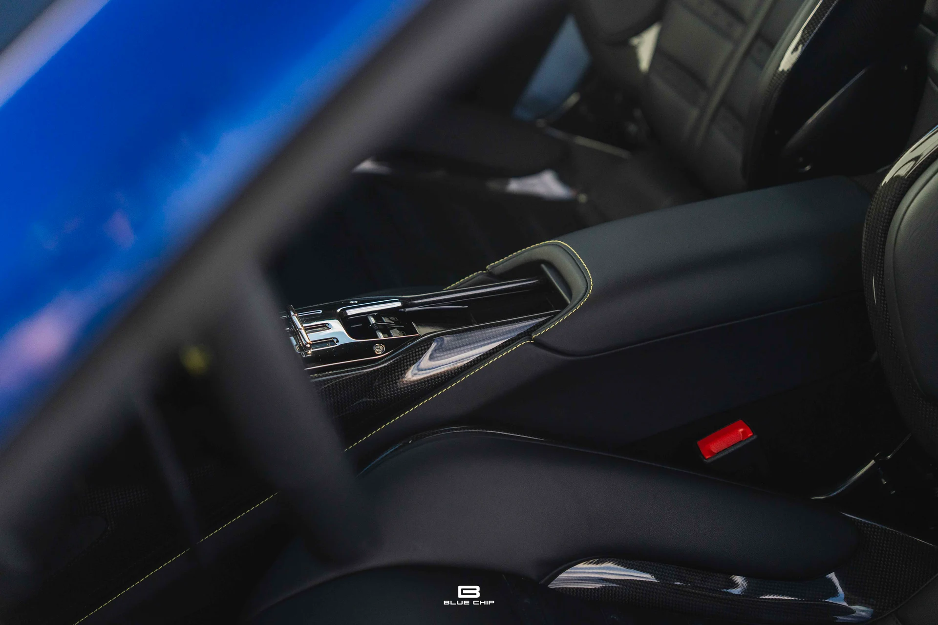 mph048_2271270964_6995fdde2778cbbd6a98f7a2_A7403414_15d490f039