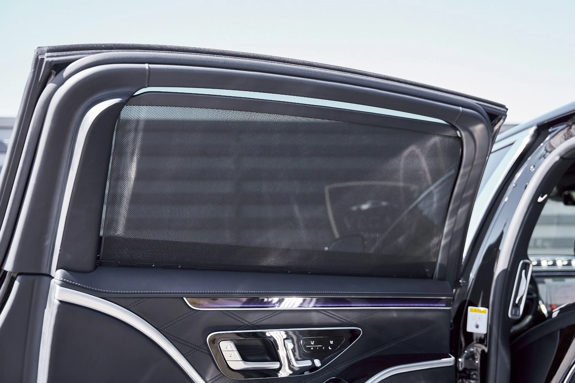 mph048_2274127194_Used_2021_Mercedes_Benz_S_Class_Maybach_S_580_1773278730_159bc5dc71