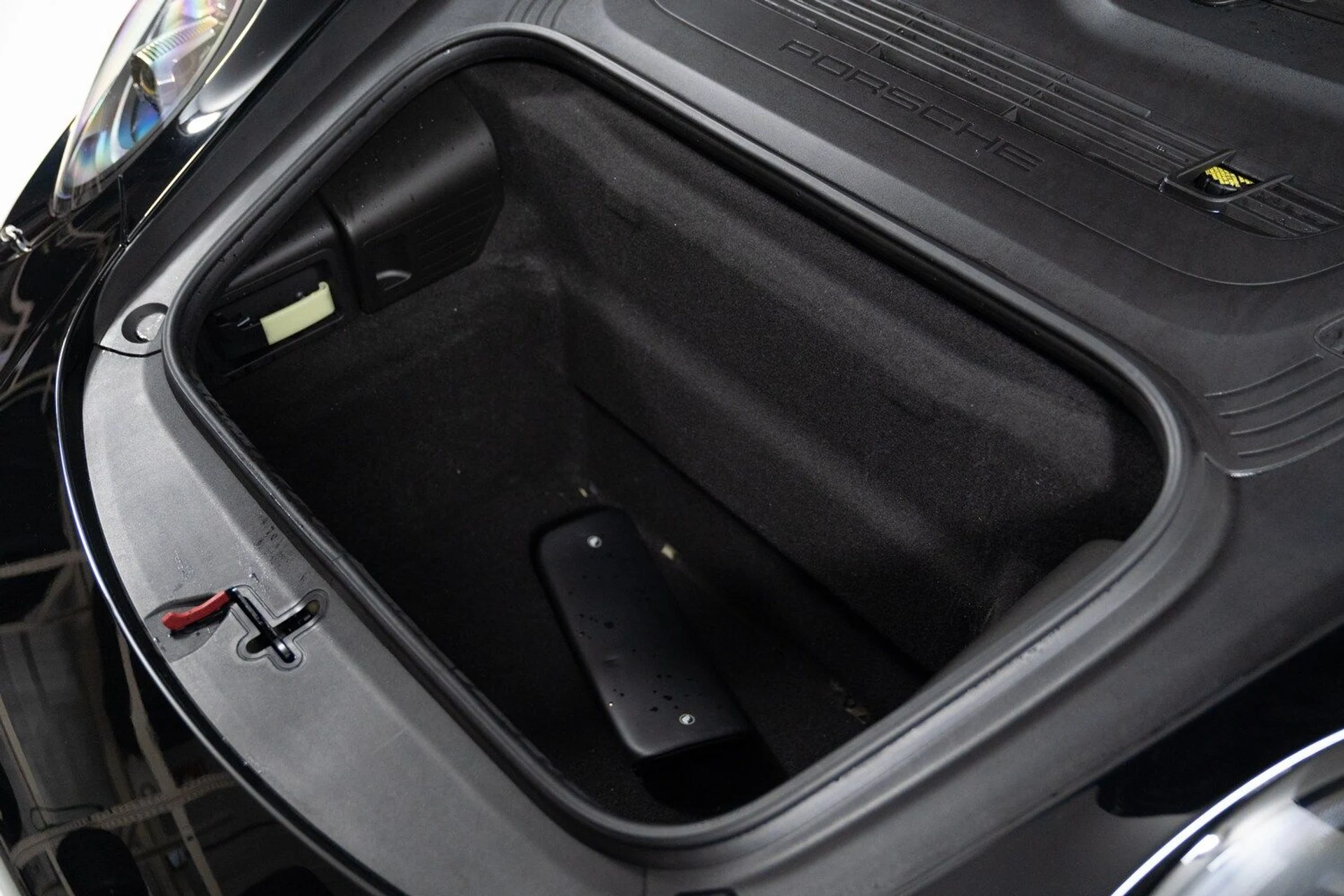 mph048_2287948484_b650e0cabf5c4dfba9d83e16b4d874bc_218dc0b222