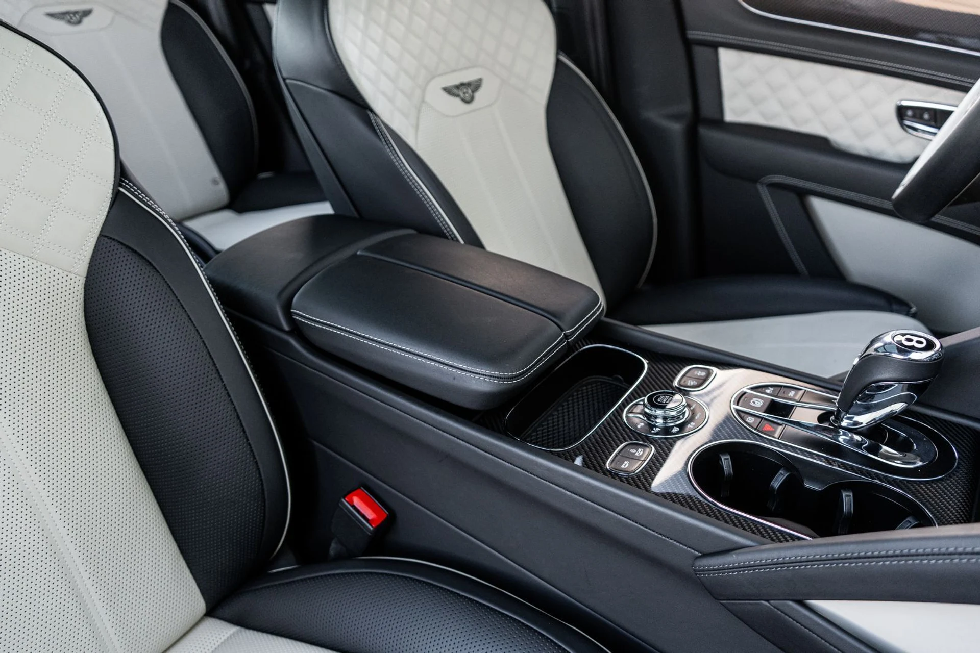 mph048_2296746450_3010bbaa_b0bb_4058_9516_ee494fccd56a_8da6332127