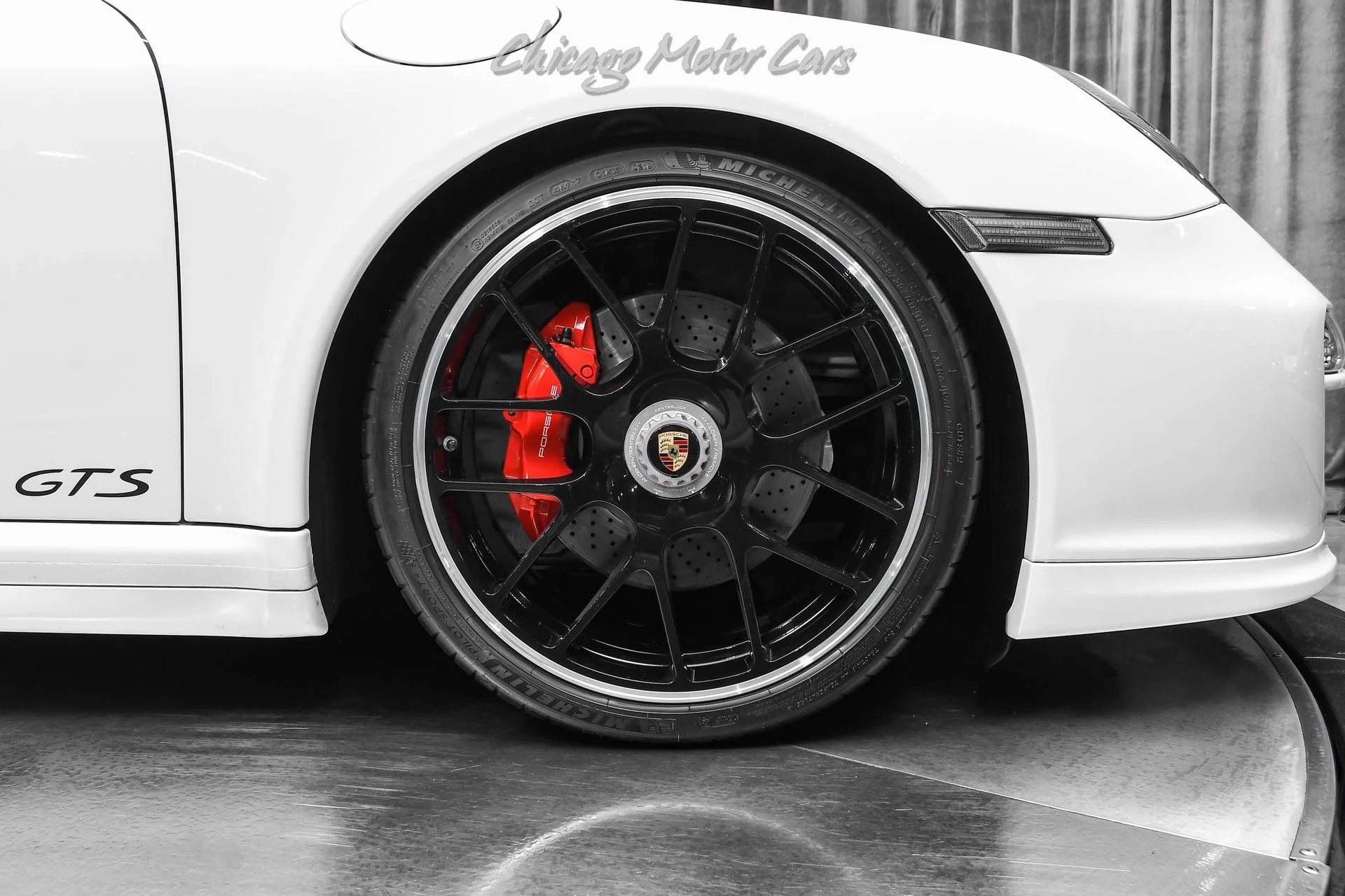 mph048_2311648360_12724_p49_l_0eb275f0da