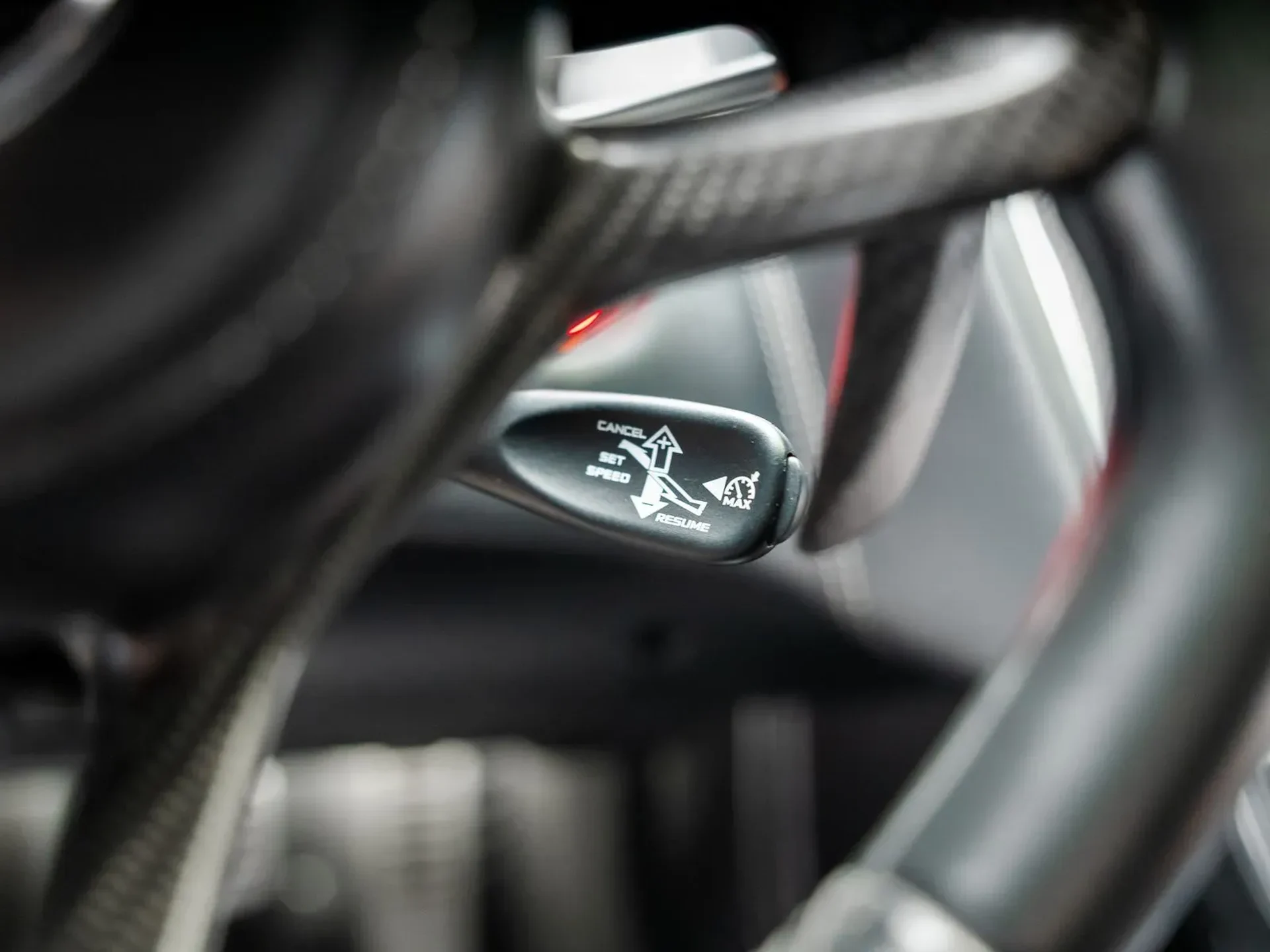 mph048_2311866396_5b4d72e2_8719_4095_9cd1_a497269c1203_068a951874