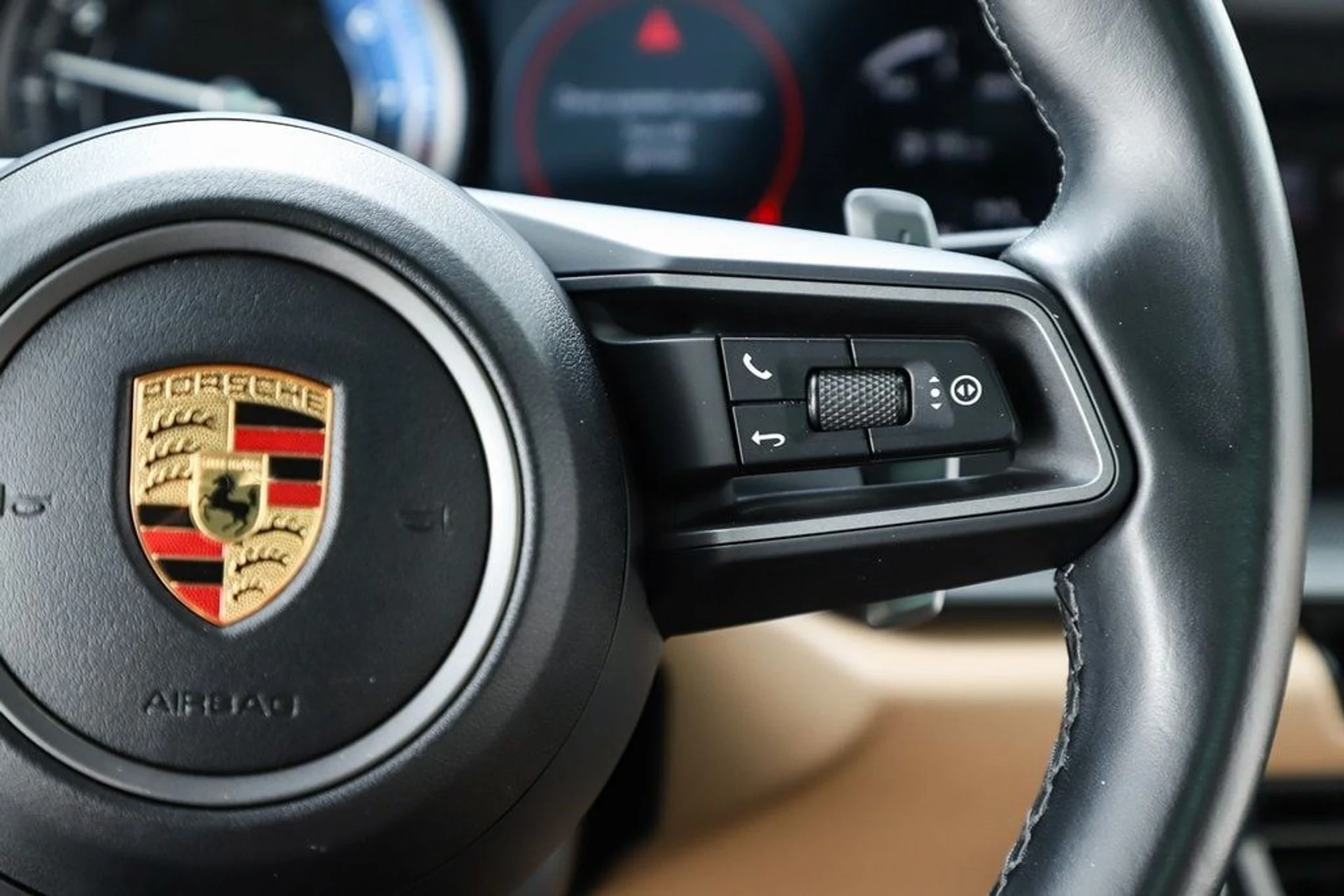 mph048_23230880_6d84f54ea092c0ab67ea35ca5f172a75x_5cf8a1487a