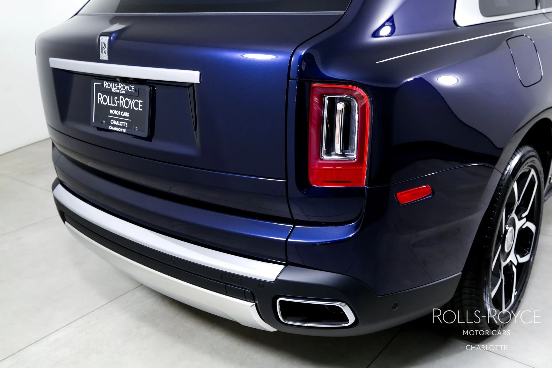 mph048_2327598891_Used_2024_Rolls_Royce_Cullinan_1746461806_bb911da715