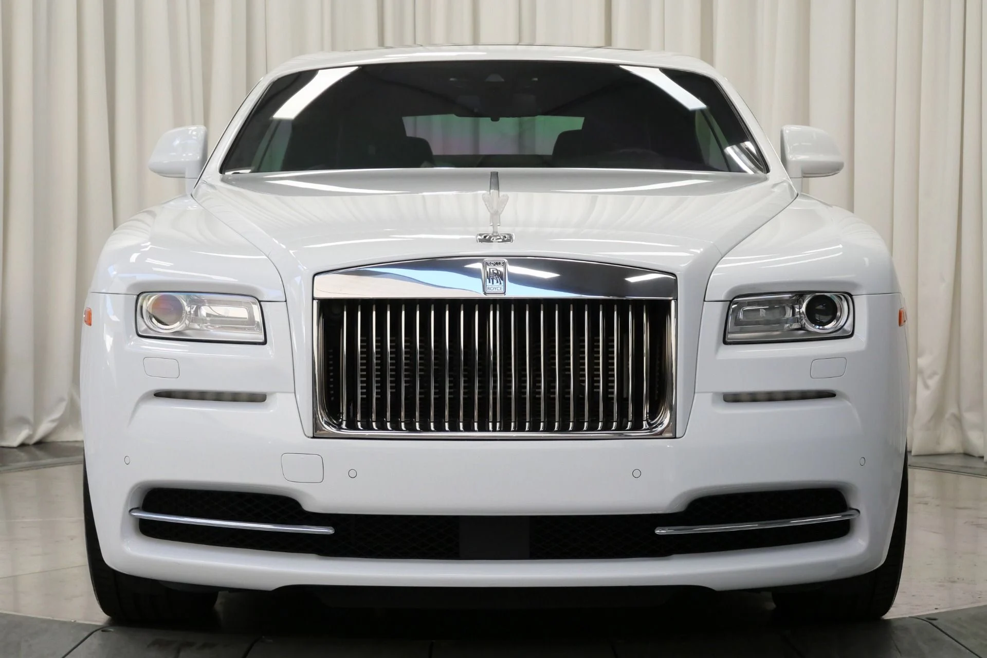 mph048_2342823004_Used_2016_Rolls_Royce_Wraith_The_Wraith_Package_Canadel_Paneling_Driver_Assistance_3_1764606909_990b93c71e