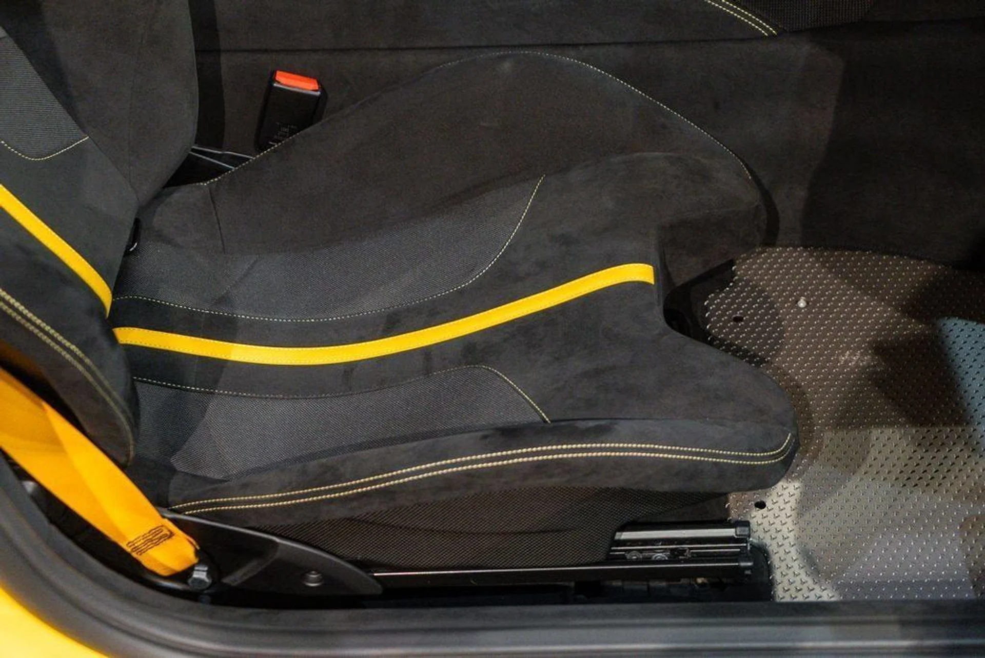 mph048_2348379235_d005afa778b3d34ae6af211650071b6f_60b7920c37