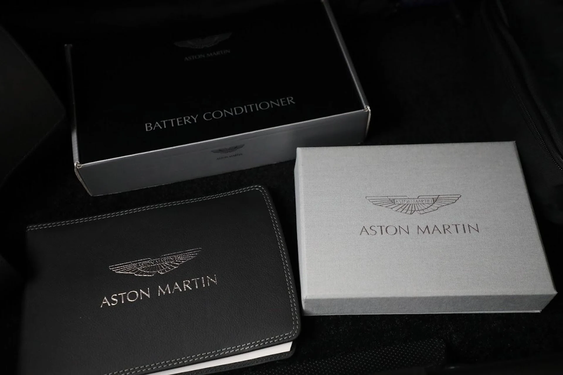 mph048_2353531024_Used_2018_Aston_Martin_Vanquish_Zagato_Speedster_4183ab9a7e
