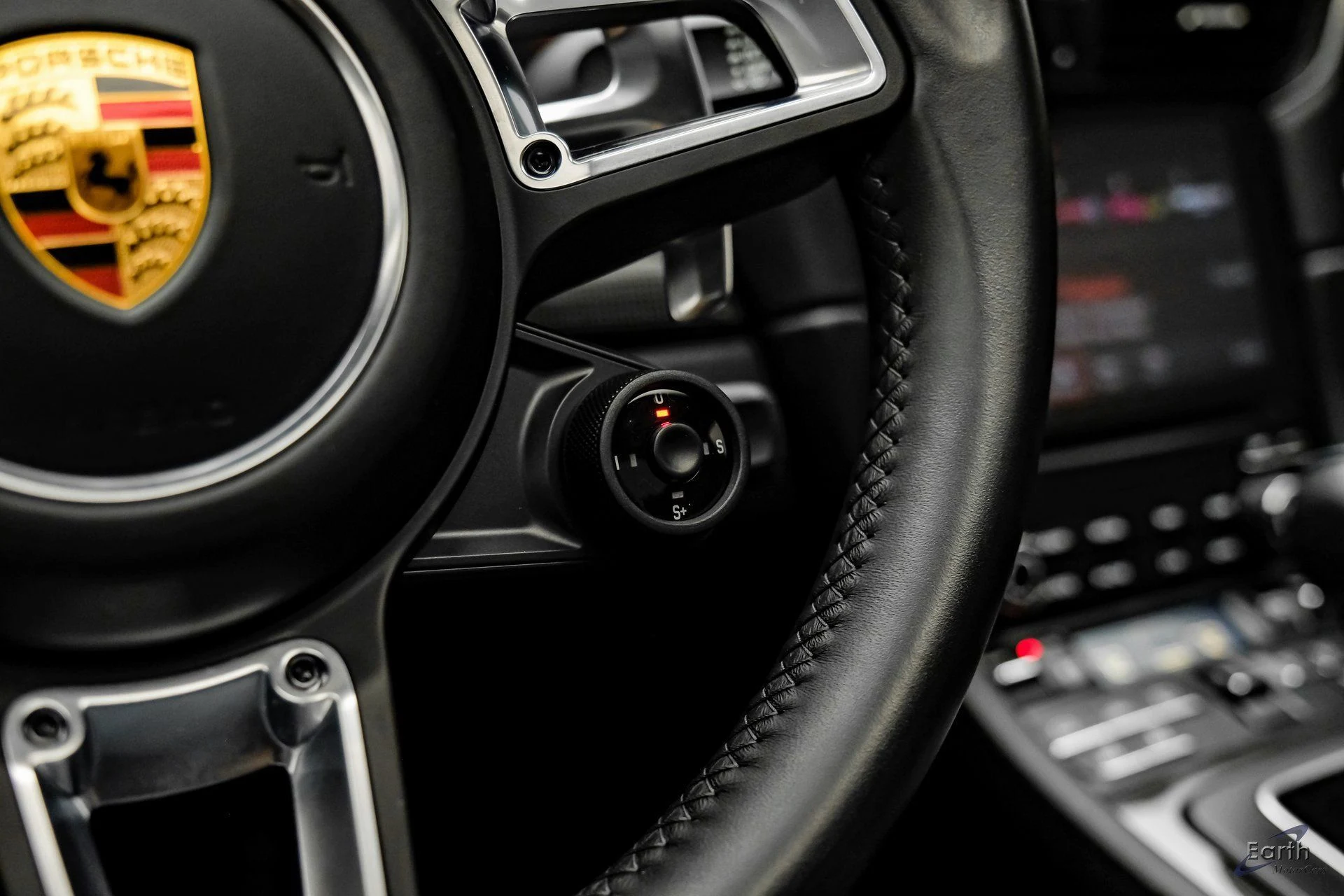 mph048_2362684958_cfd0f51af0e050b0ac384094c57a2166x_6151302517