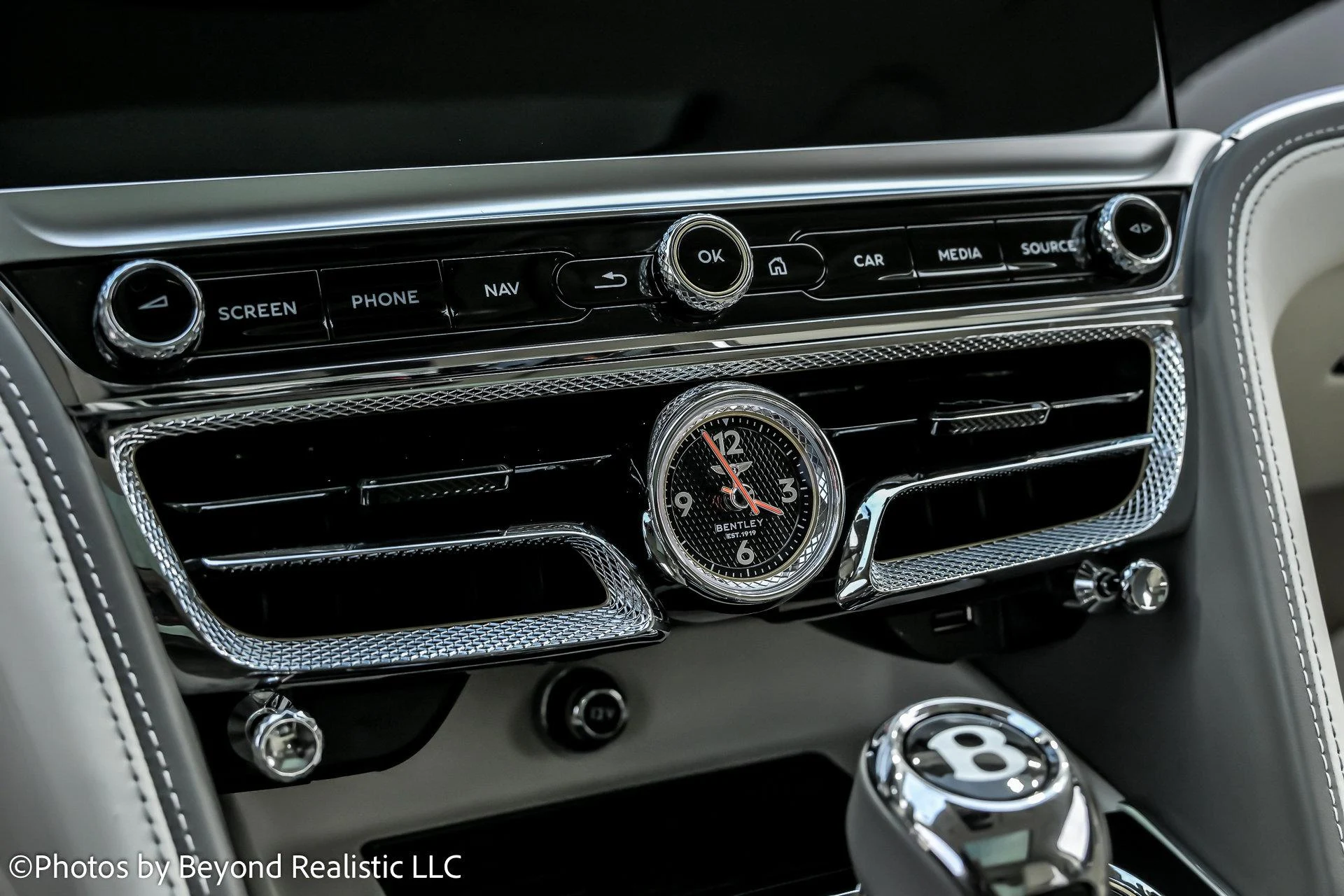 mph048_2374158827_Used_2021_Bentley_Flying_Spur_V8_First_Edition_1763629710_b60a2efff5