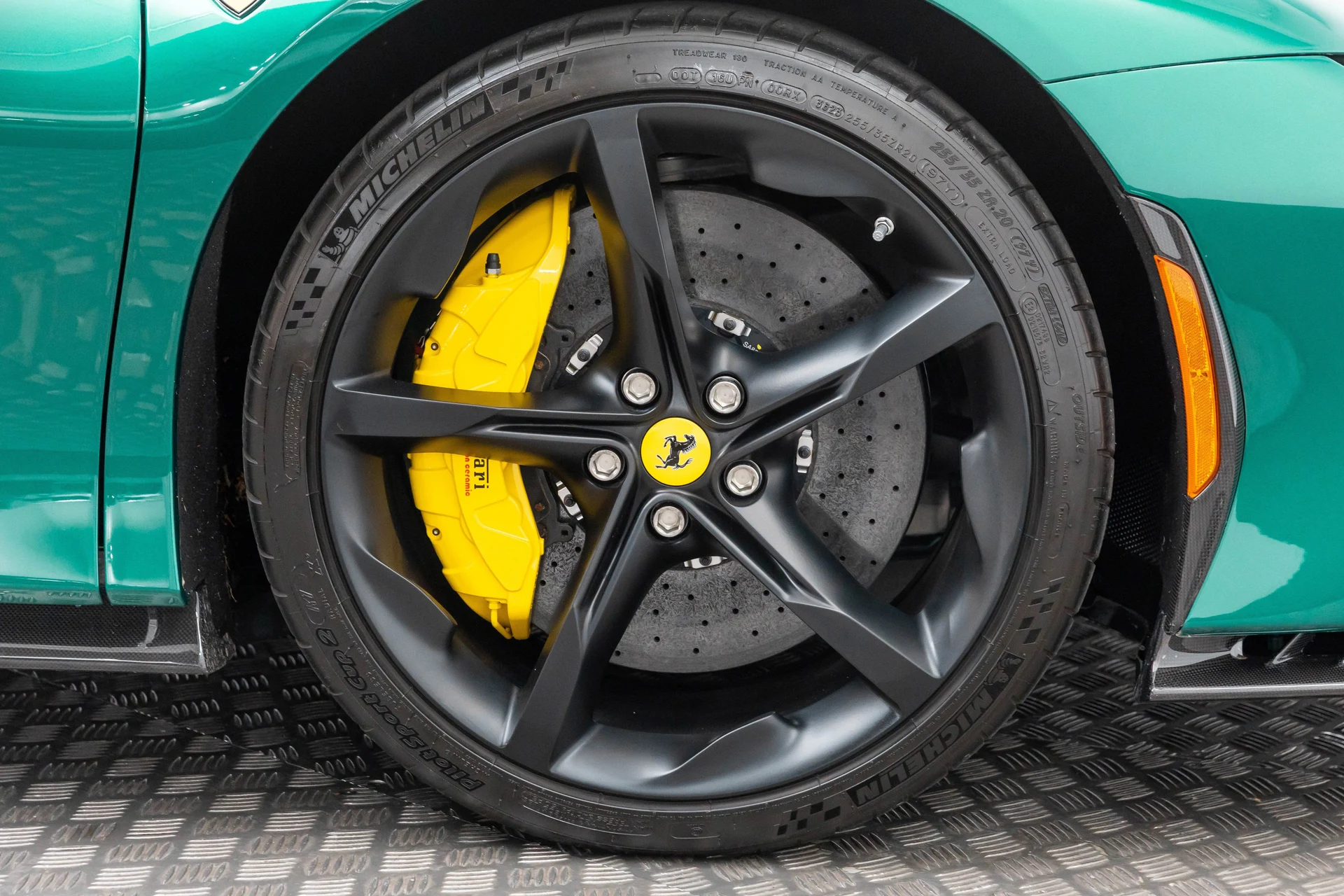 mph048_2388808277_cc06312bde254a6fb2d3a6b209e8d67b_75e6e7f23e