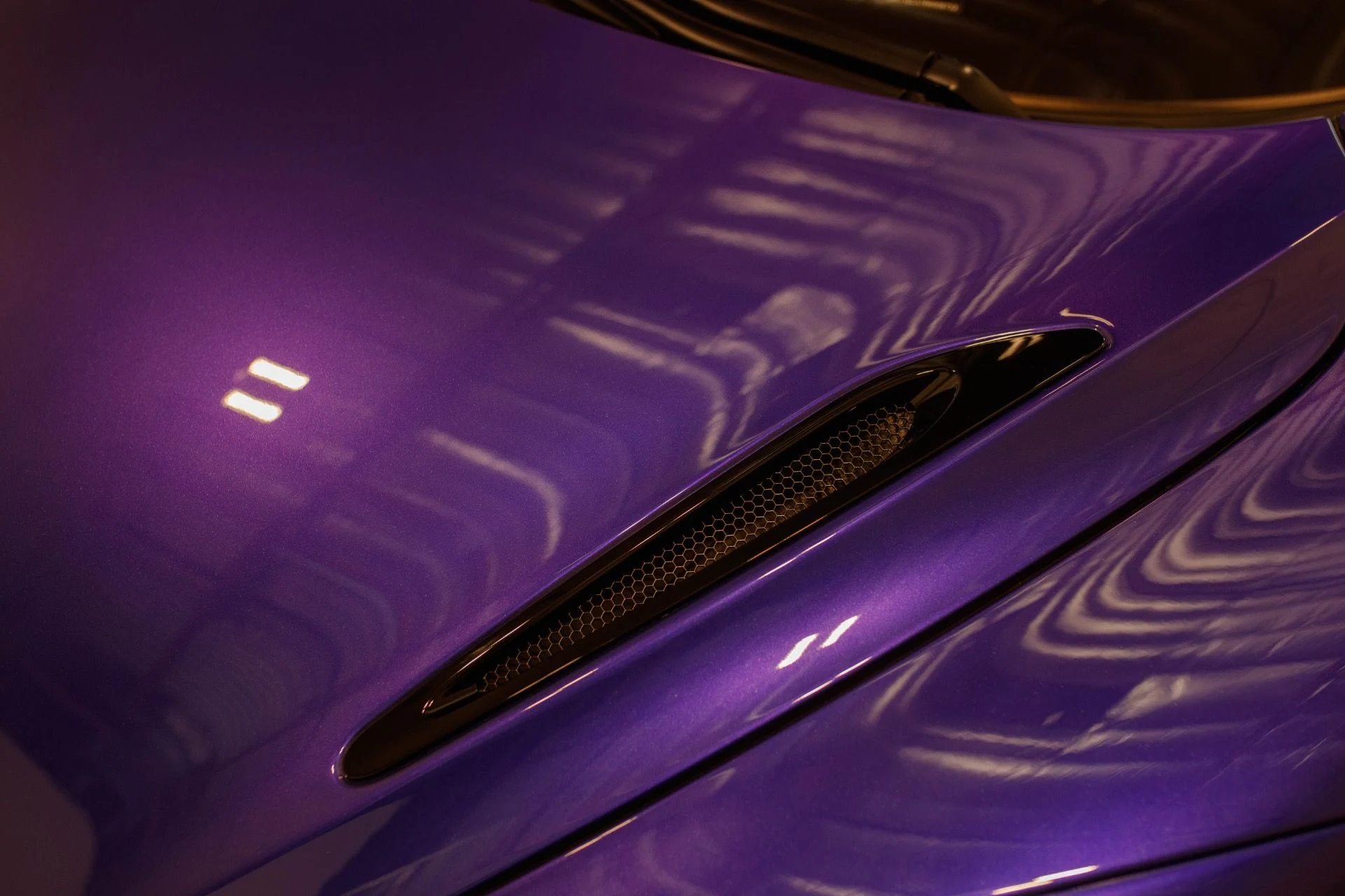 mph048_2389601499_13749_p49_l_164386a87b
