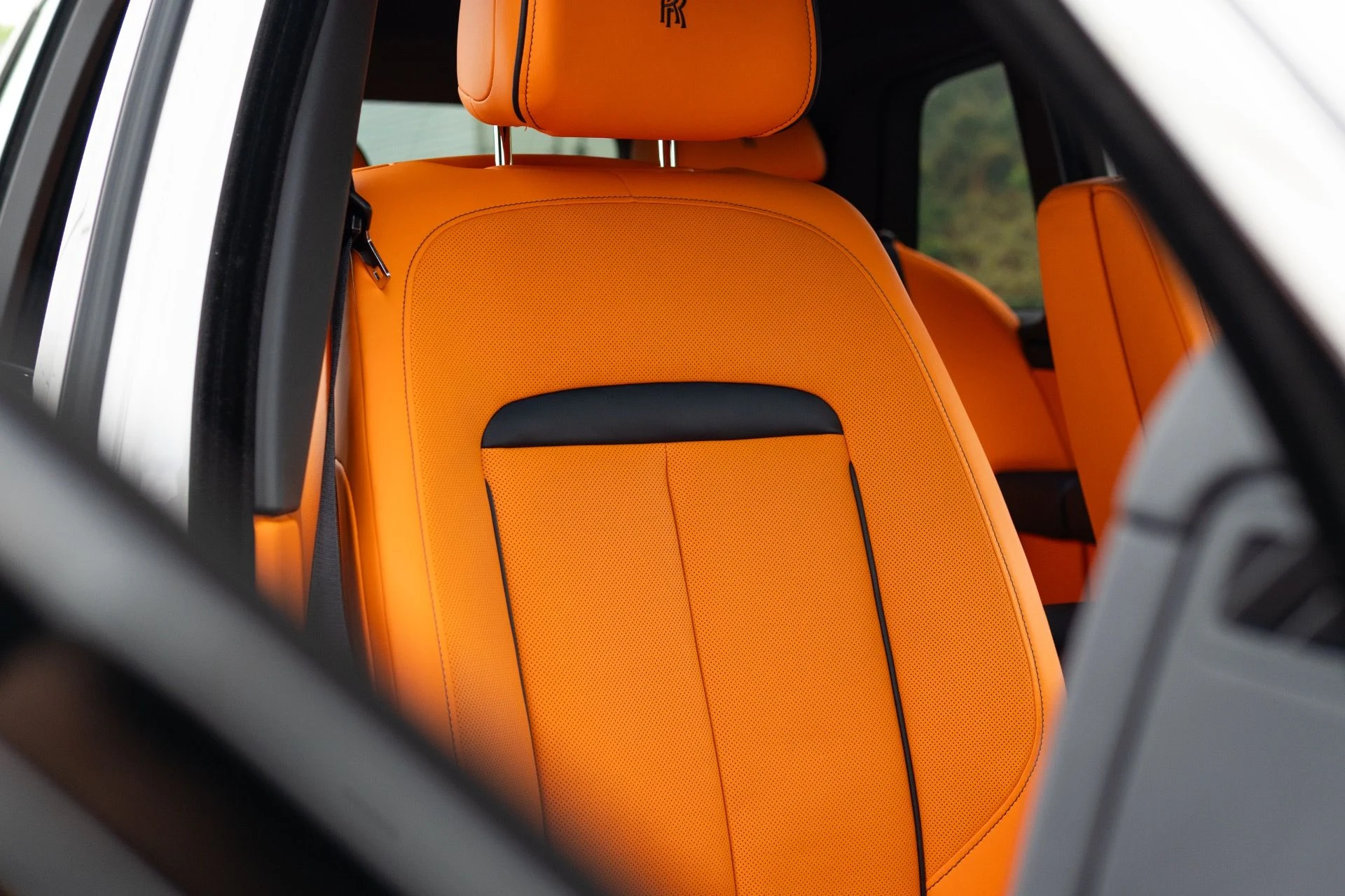 mph048_238963923_Used_2023_Rolls_Royce_Cullinan_1766776442_3a62d5d5b5