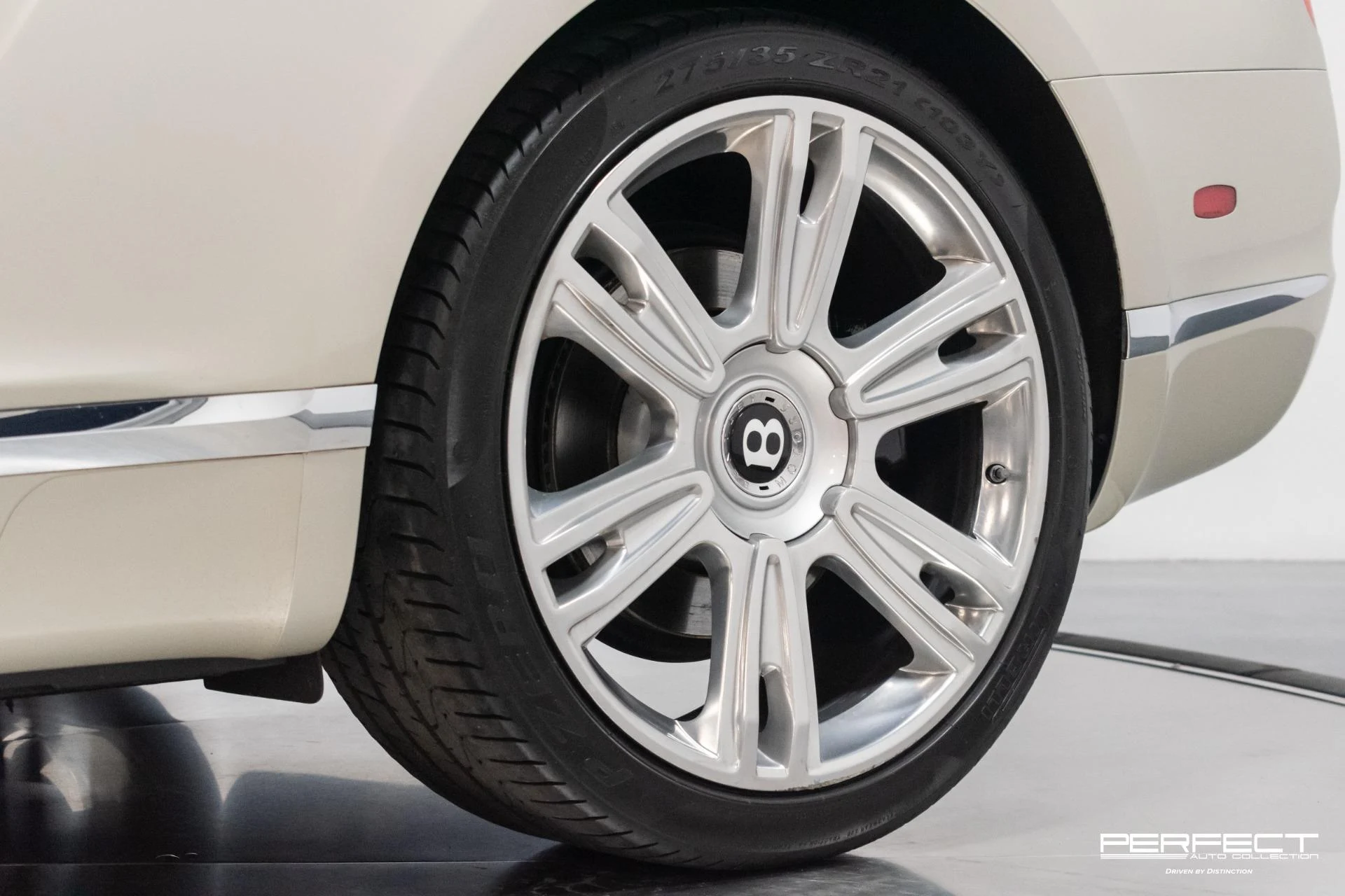 mph048_2407250640_Used_2013_Bentley_Continental_GTC_1715271600_975f1832f5