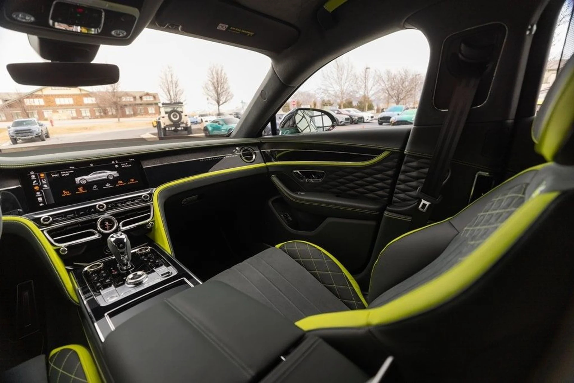 mph048_2413471882_9375d21b7ff976d49fc70f612c94ebbcx_217e9d26c7