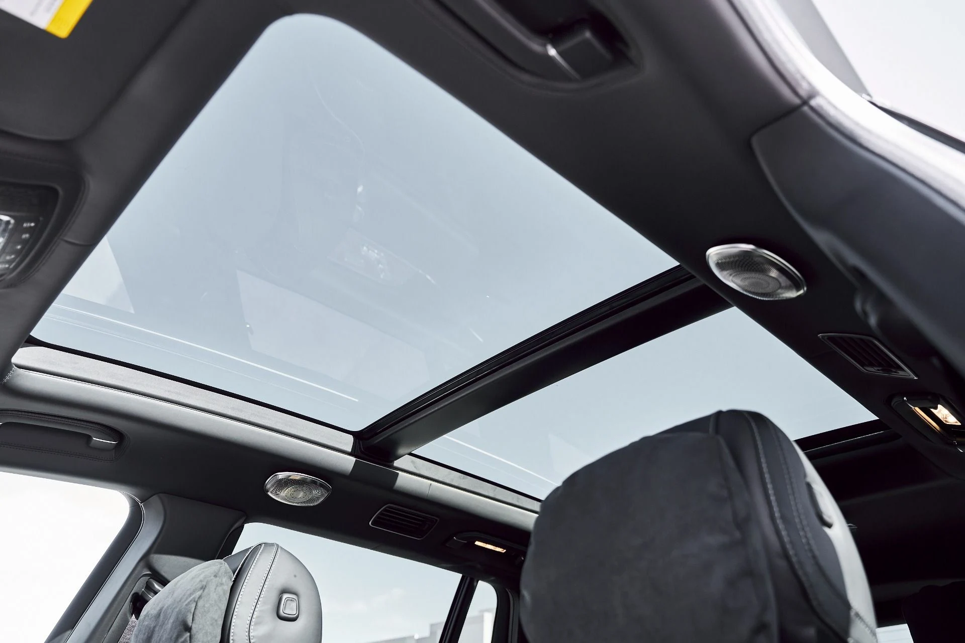 mph048_2487234856_Used_2025_Mercedes_Benz_GLS_Maybach_GLS_600_1771467918_a165d6ae25