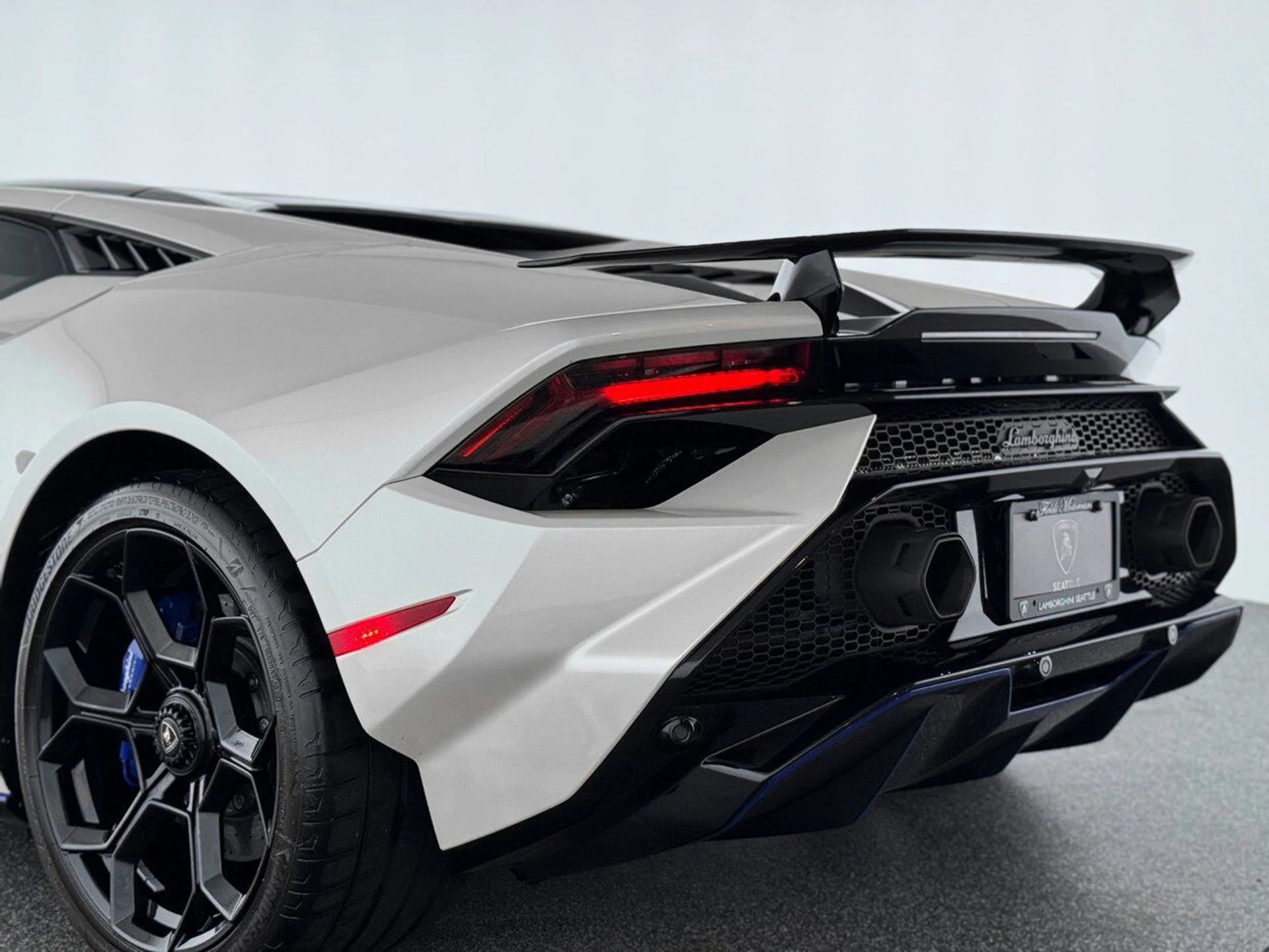 mph048_2490671018_2fde4f1b70ab6b7c6695d965734dcd3d_48a9eada10