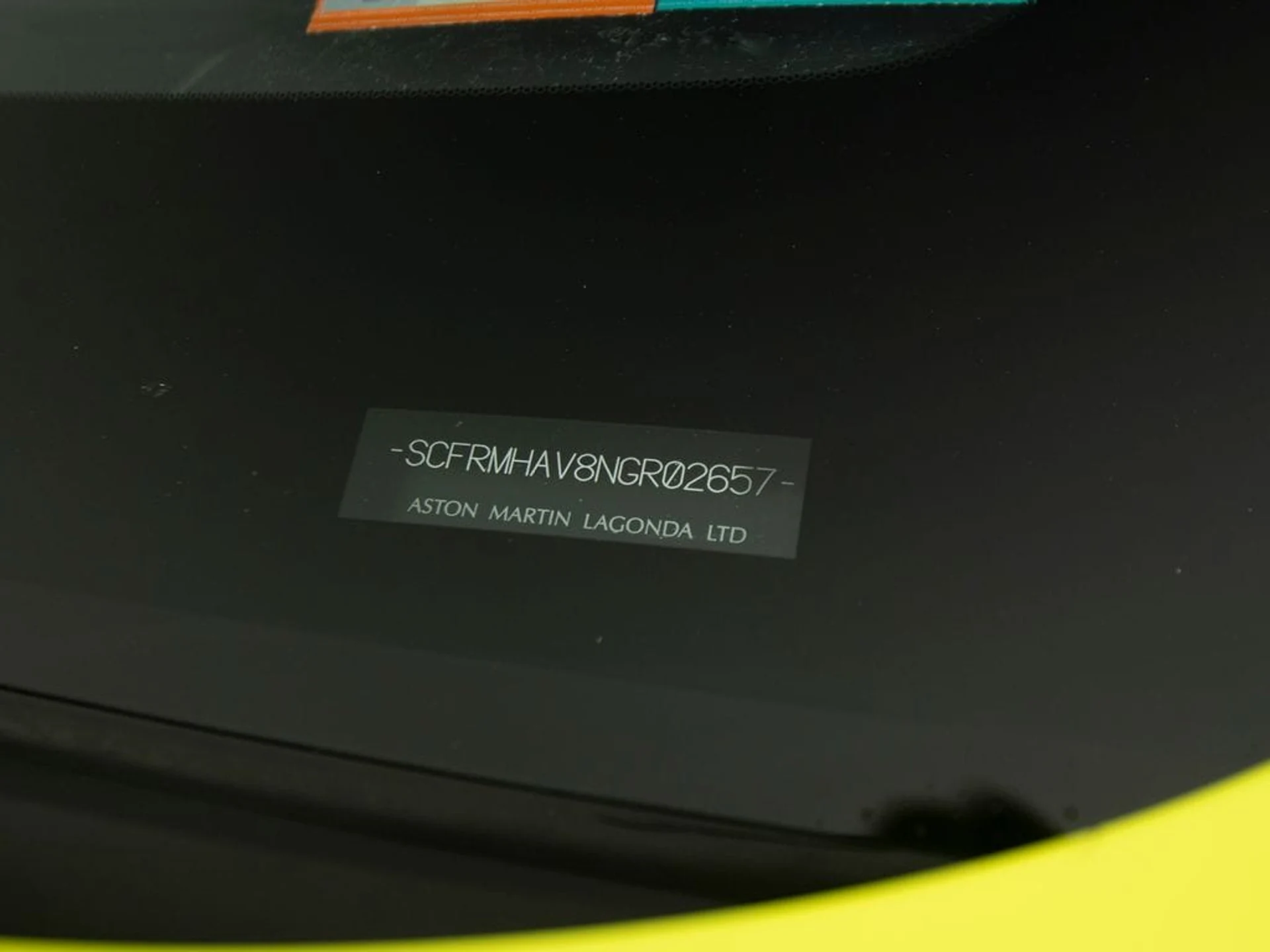 mph048_2497234900_09f60134a82e57ba04418835acd54ab2x_6d2b665537