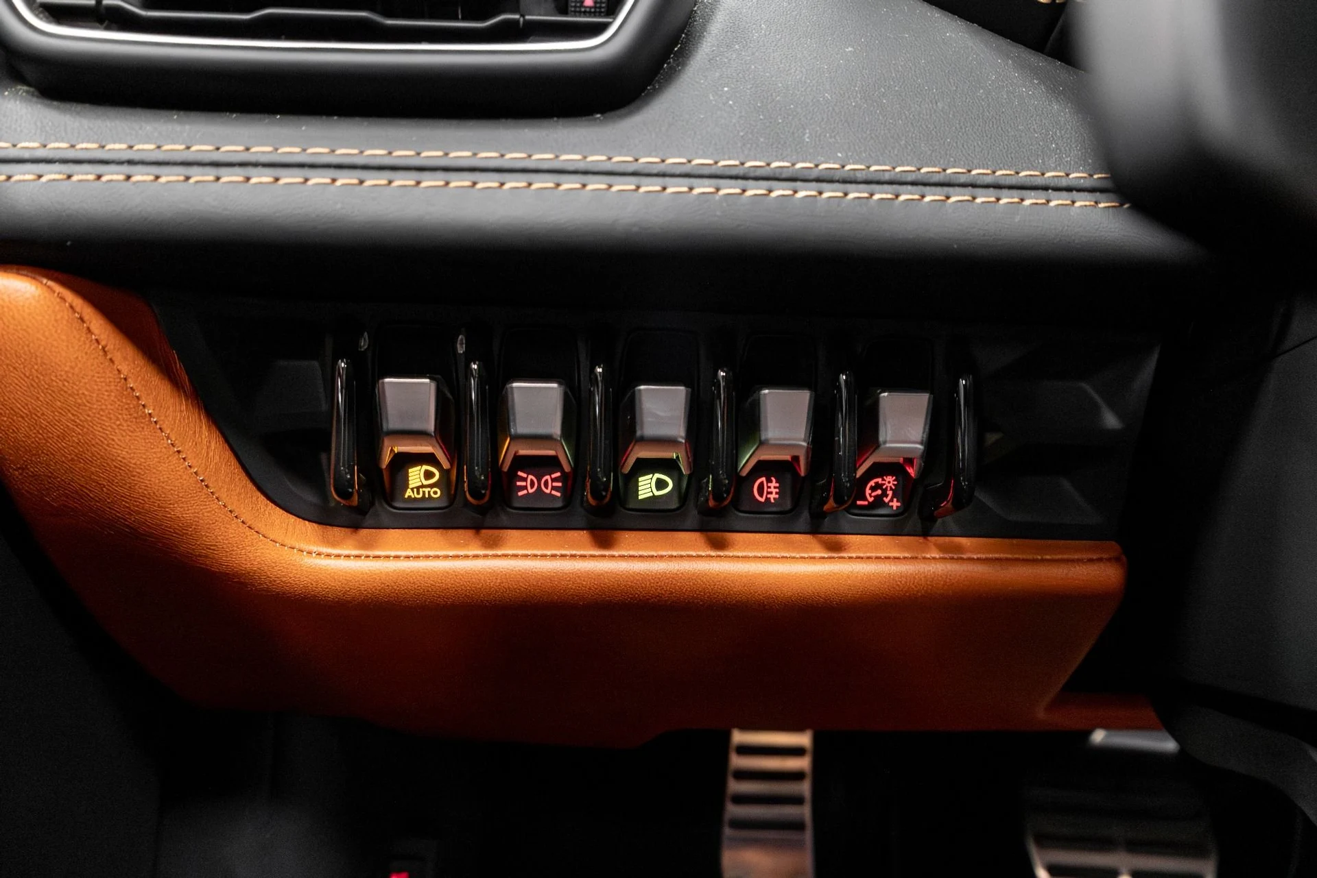 mph048_2505939781_Used_2019_Lamborghini_Huracan_LP_580_2_S_1770412340_aa919d58d5