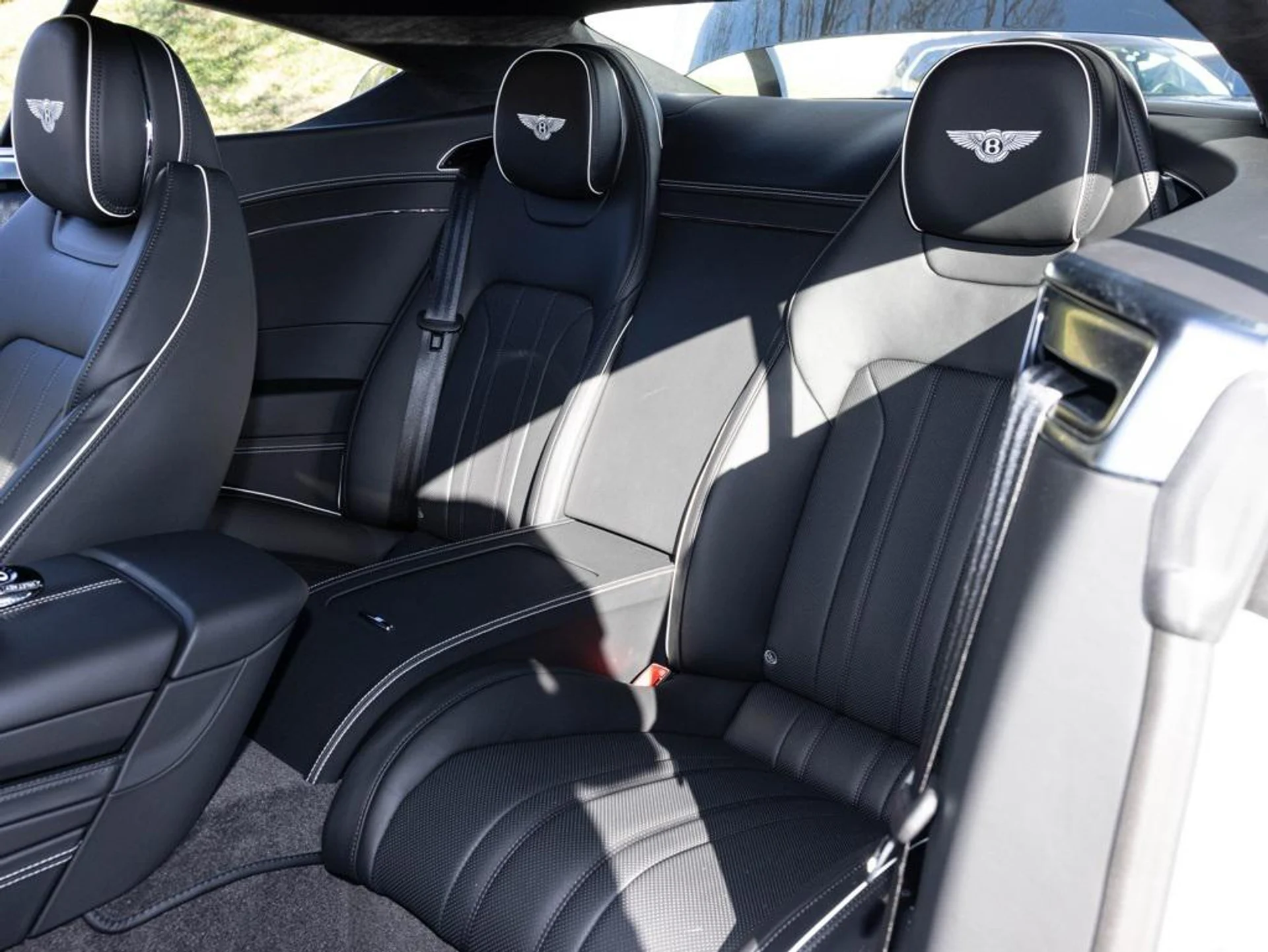 mph048_2515095109_477125130_692934d79b00833c2783f8a1_ace58ba827