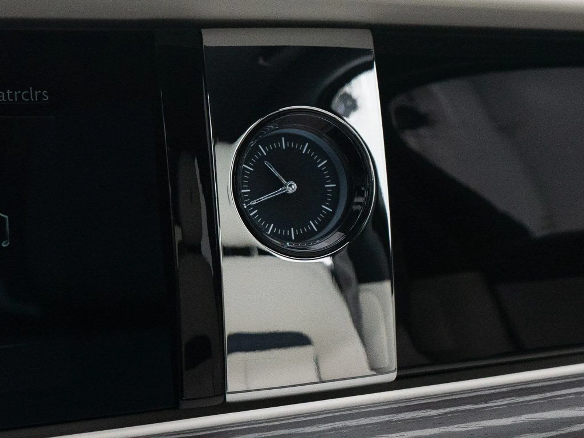 mph048_2515528940_3448f4cf6244cd3ad5931b8f5a762bc1_ec5f012953