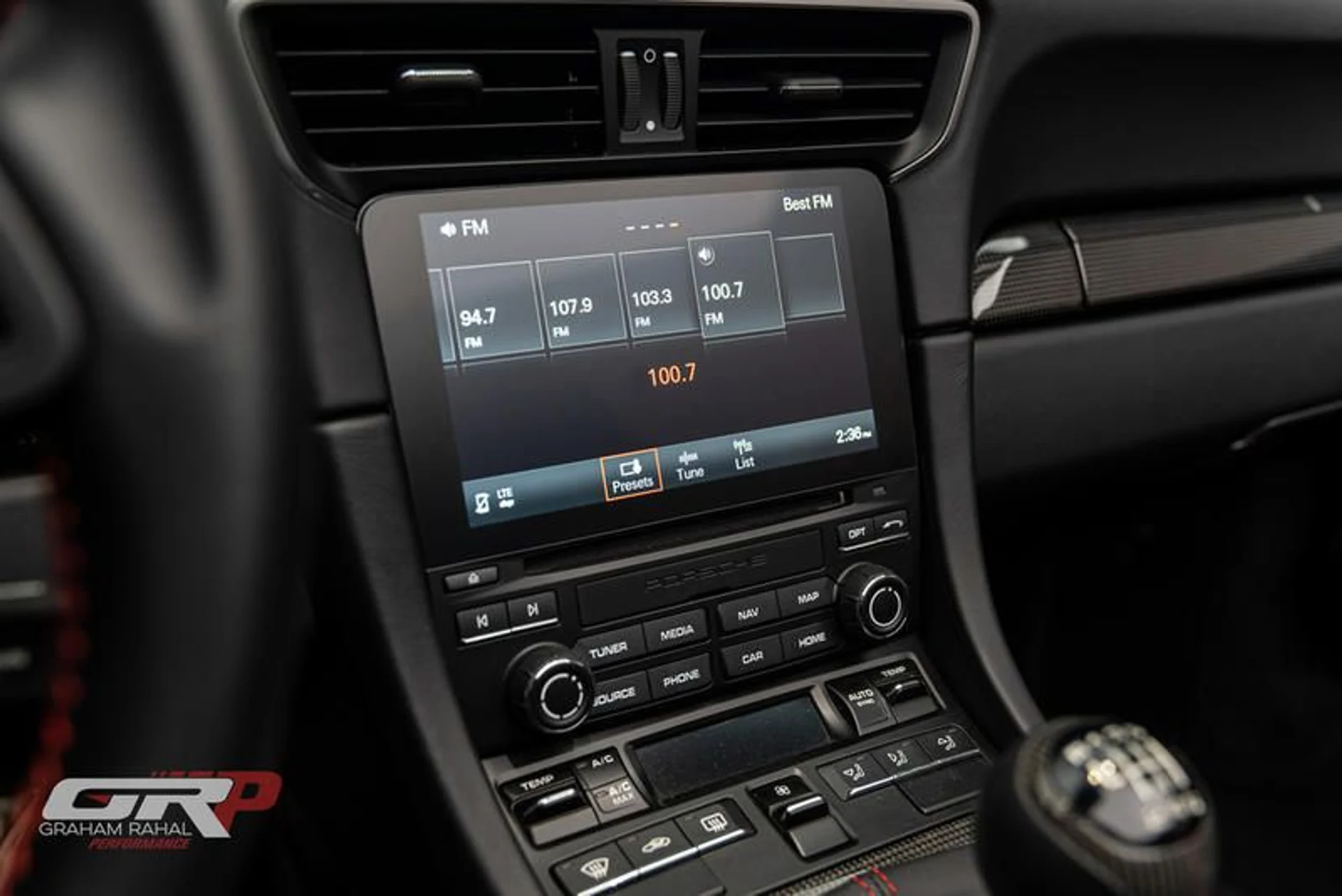 mph048_2534842664_08662_EAE_7101_47_E2_9_B09_9907_C1_C93817_d734e3b461