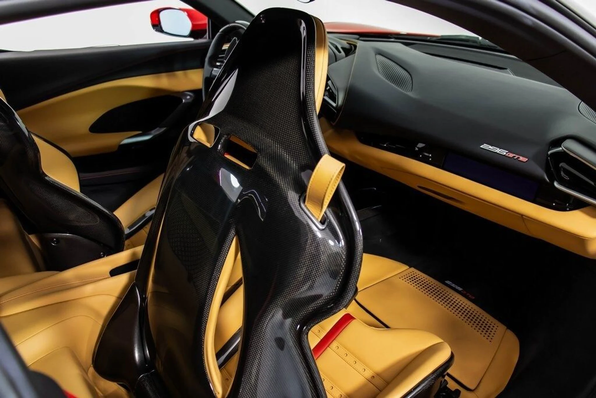 mph048_2579955112_e6f5024bd3a3dd433b3250ff73ca03f8x_228703b332