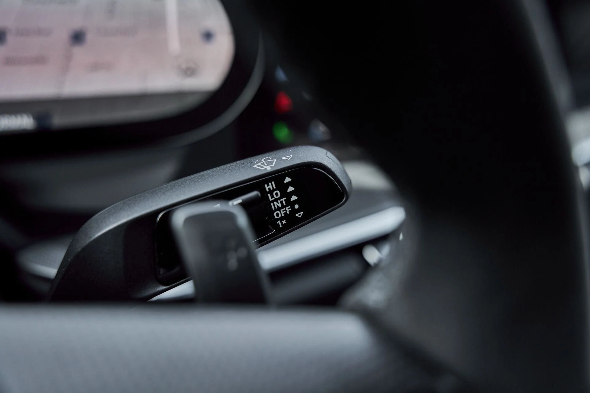 mph048_26094731_Used_2024_Porsche_911_Turbo_1767745778_f75a0c7c3a