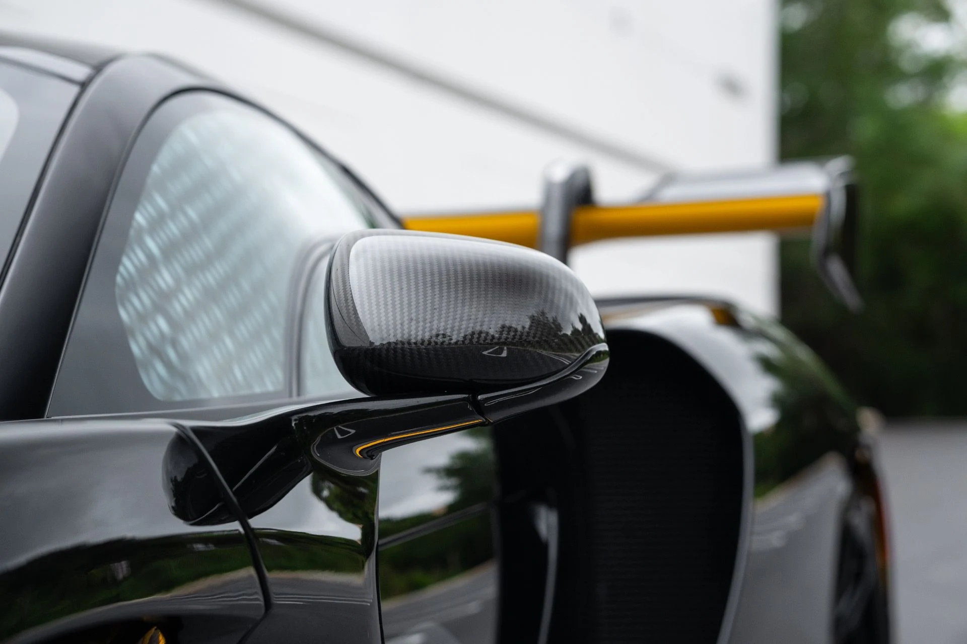 mph048_2623822036_Used_2019_Mc_Laren_Senna_1775186462_9475a91c82