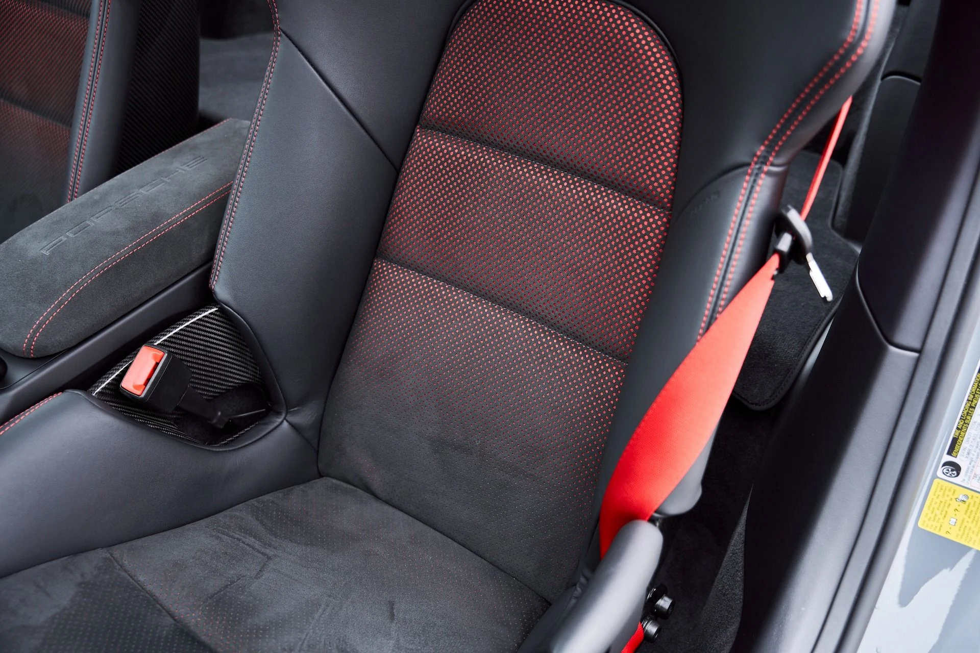 mph048_264515892_Used_2024_Porsche_911_GT_3_RS_1767150547_7d0267dd67