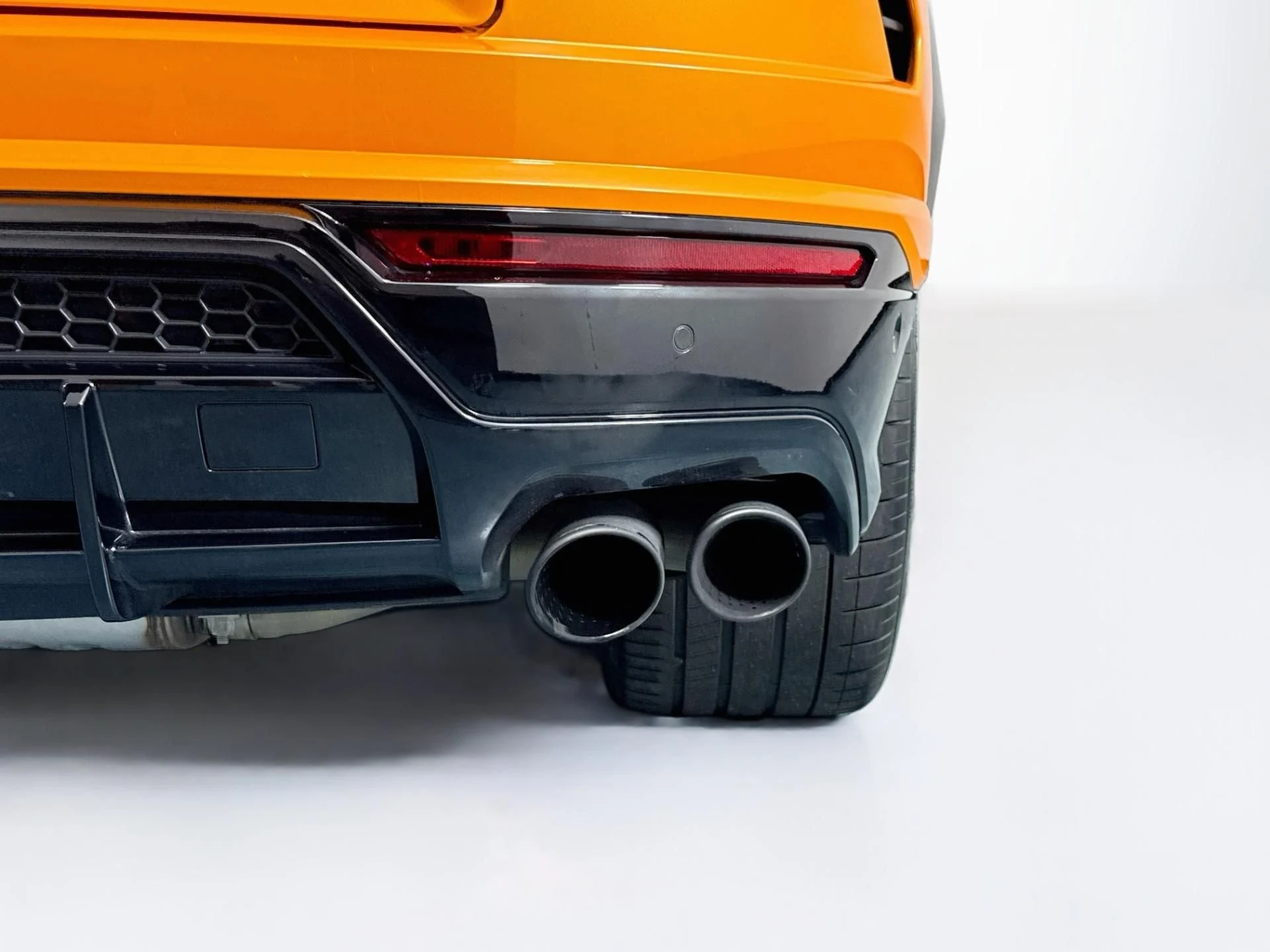 mph048_2650397732_Used_2022_Lamborghini_Urus_1790289787_4560e73b3f