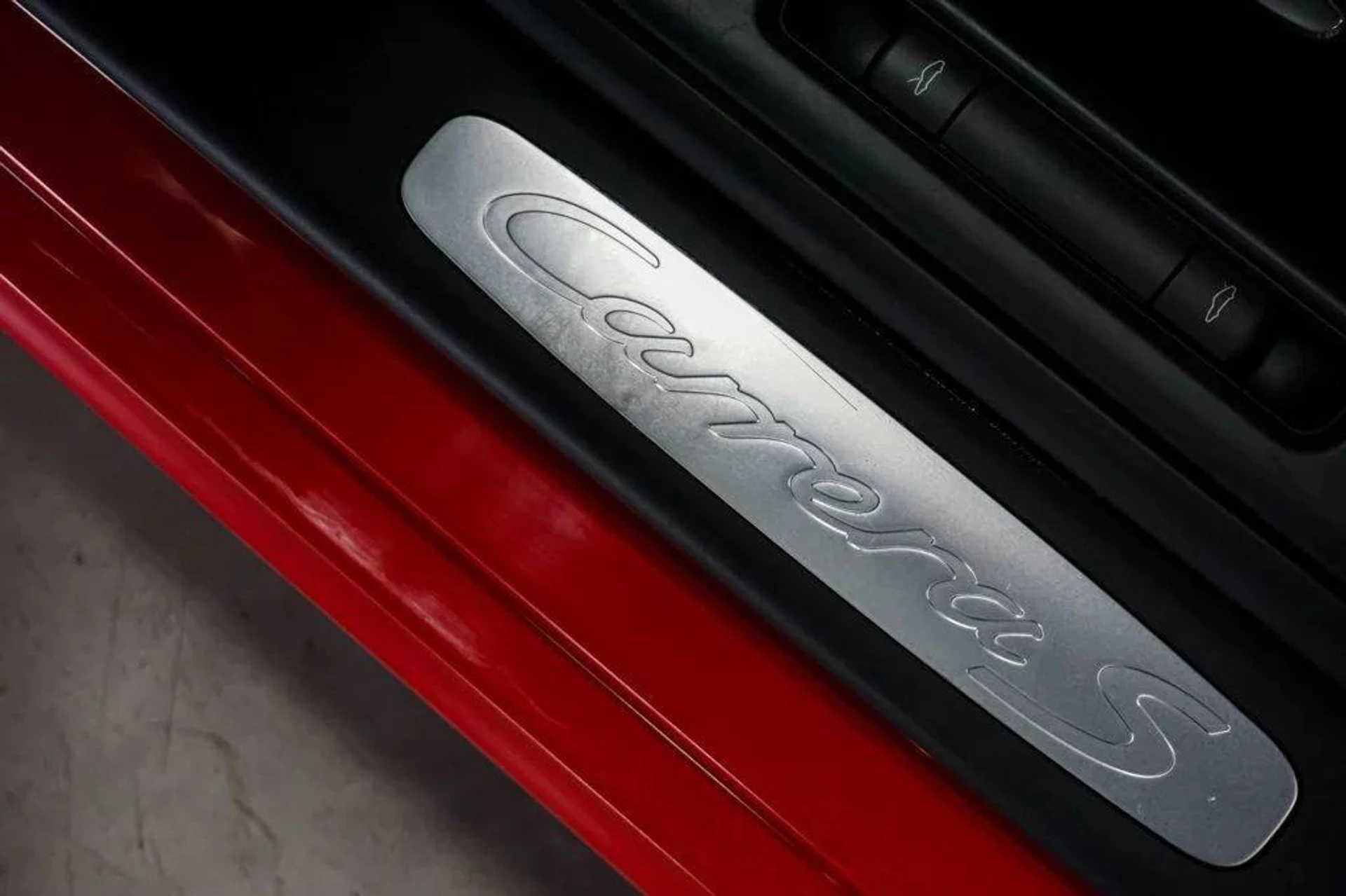 mph048_265277619_lh_SIAVF_Dfzu89_LX_8c_E30xi_Vw20_73e03e056b