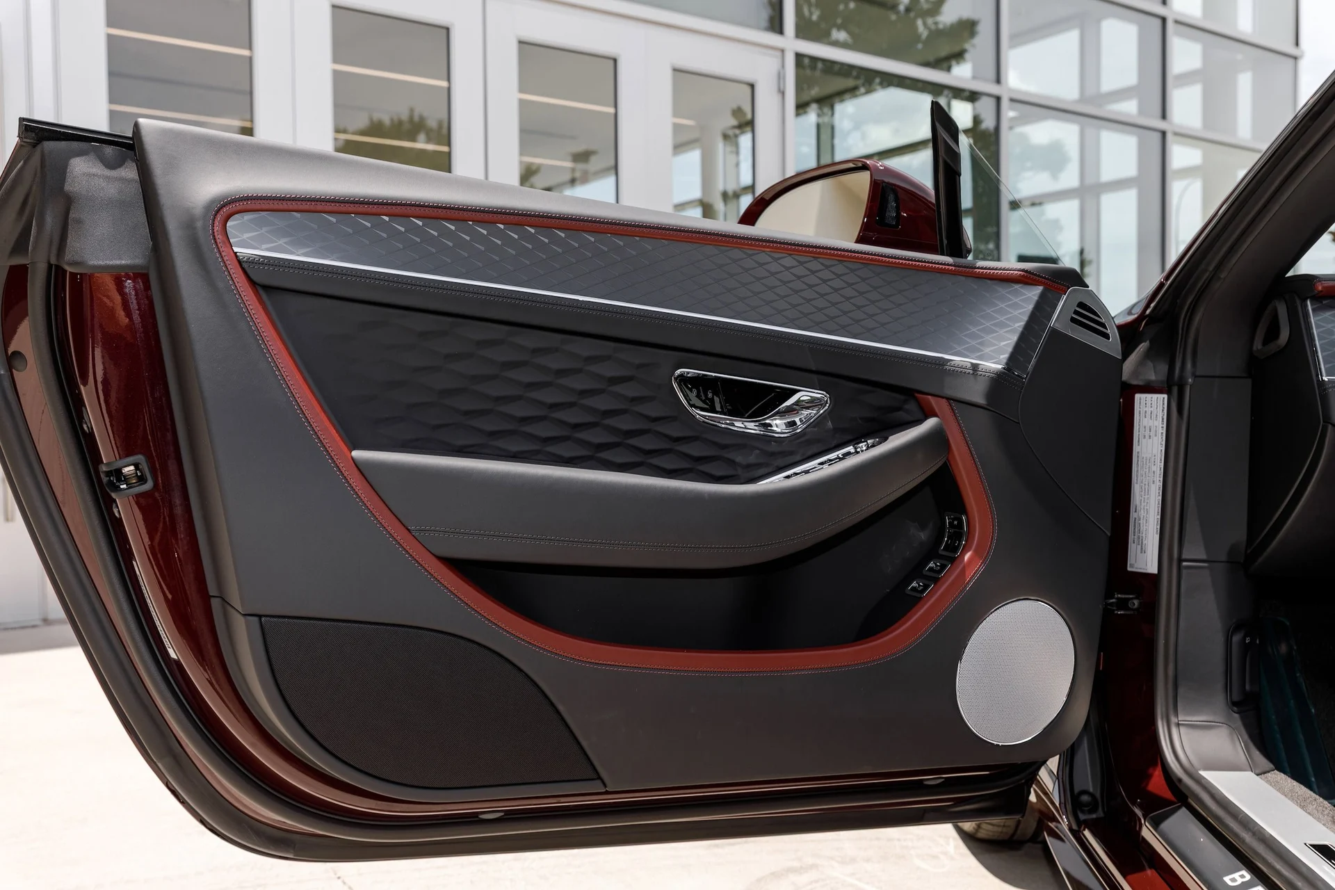 mph048_2653472214_1791882f5406778ae717f55b286e607ax_f351210f90