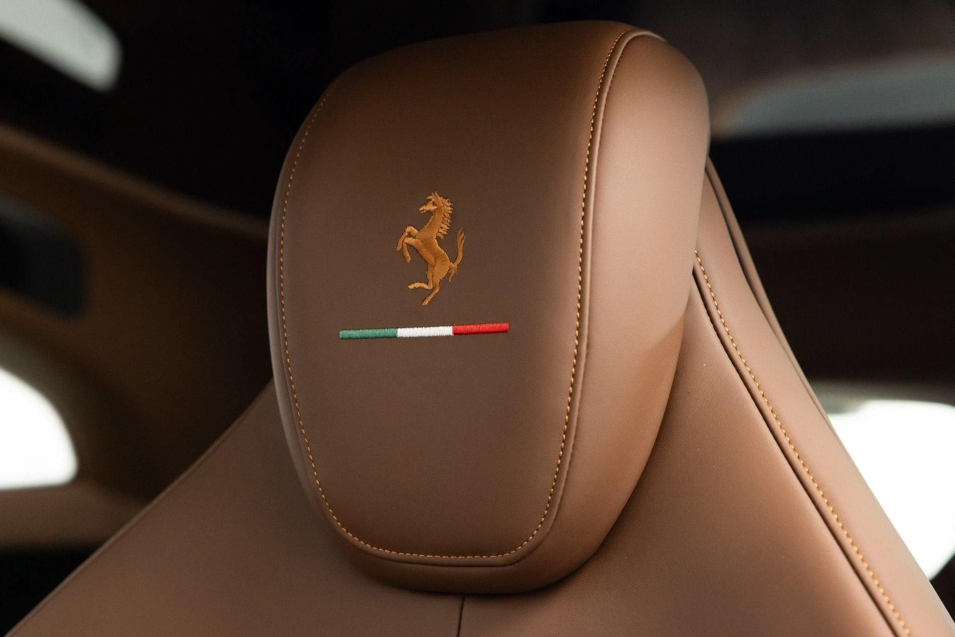 mph048_2665011163_Used_2026_Ferrari_Purosangue_1785925707_d9c2299801